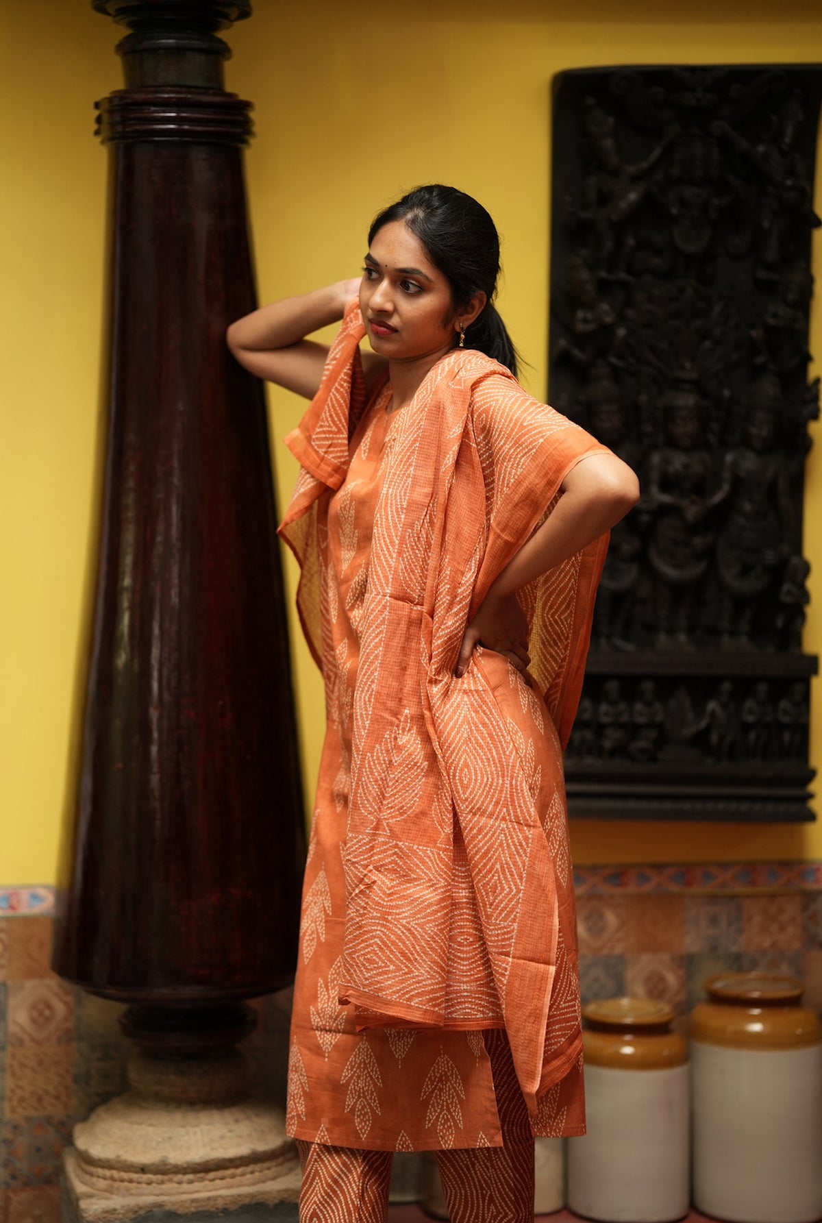 Karthika 🧡