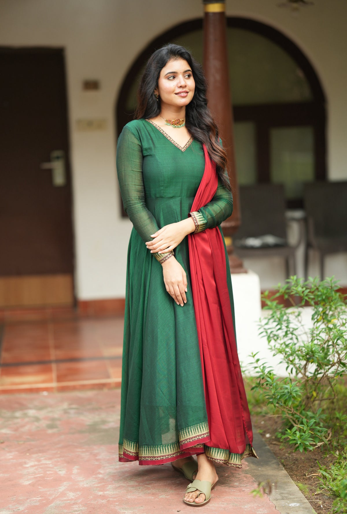 Akila – Green Narayanpet Anarkali with Red Dupatta
