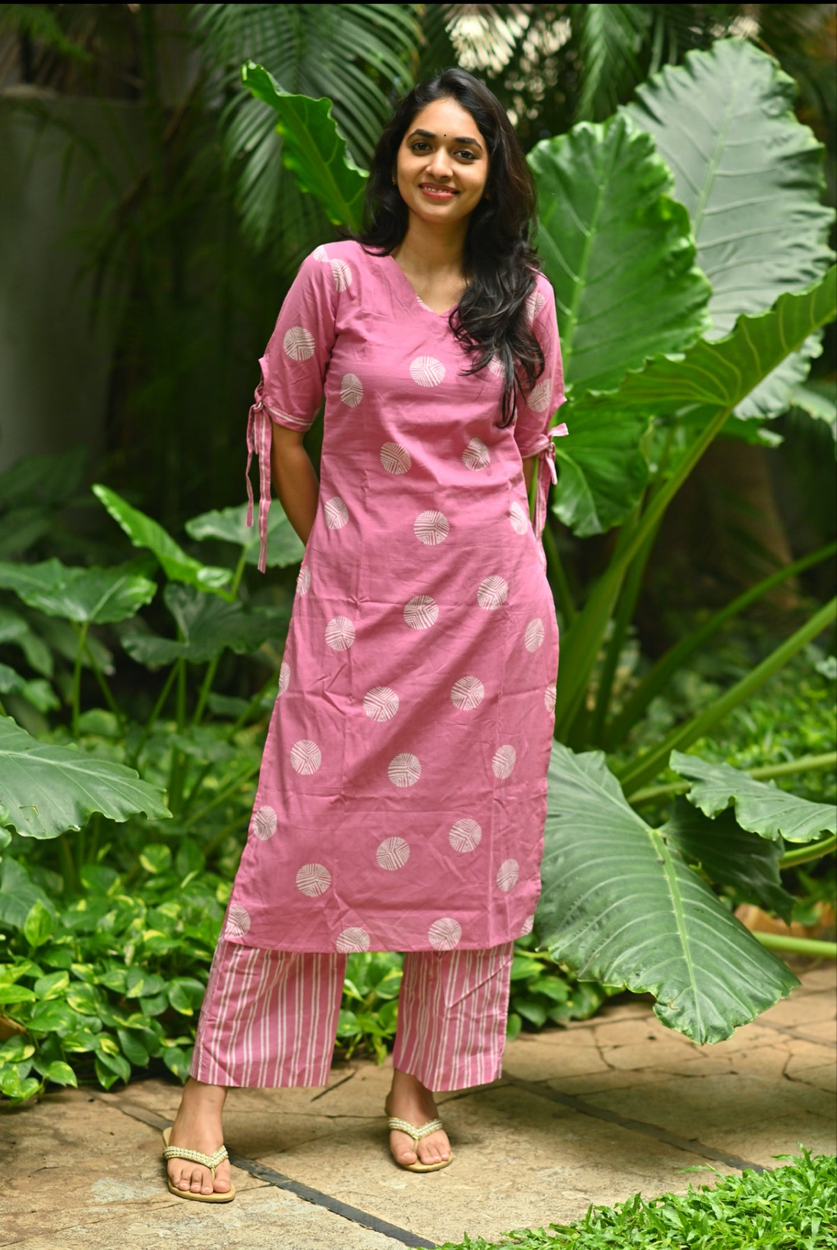 Sharma – Pink Geometric Print Kurta & Palazzo Co-Ord Set