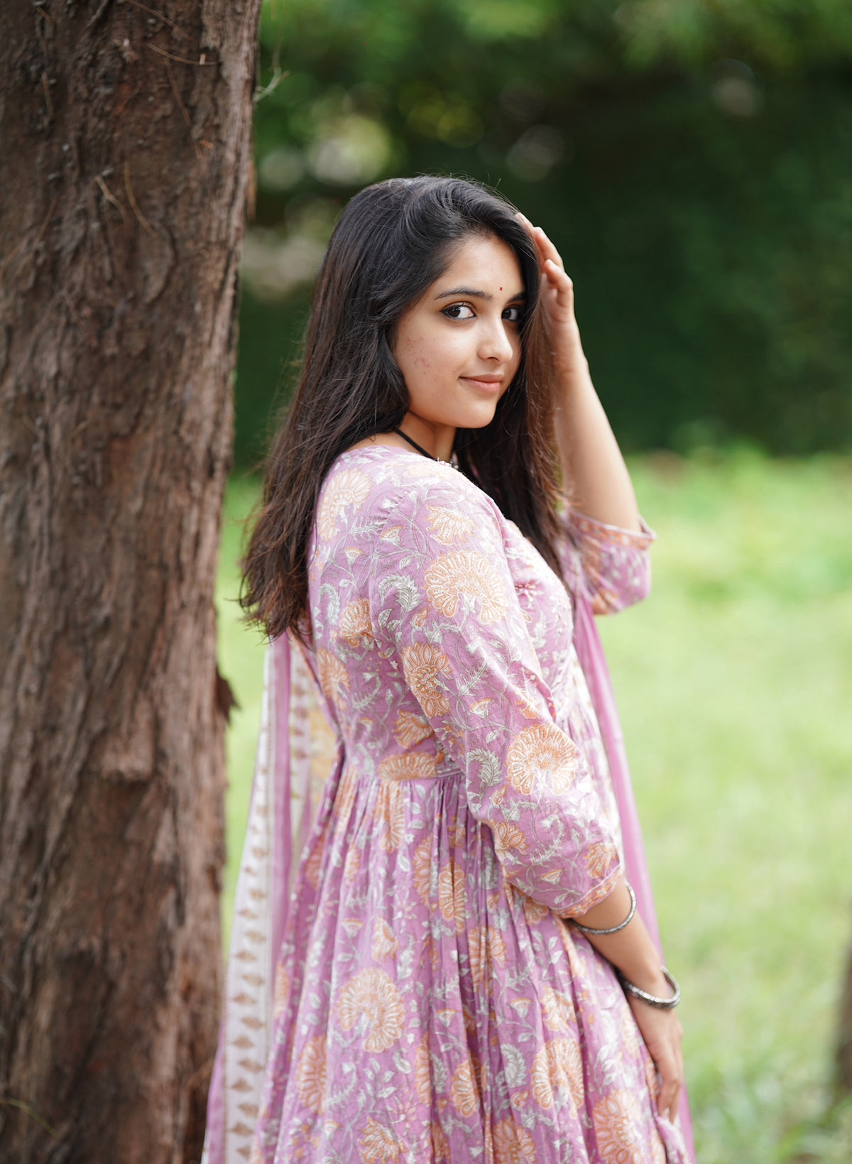 Noor – Lilac Embroidered Alia-Cut Suit Set