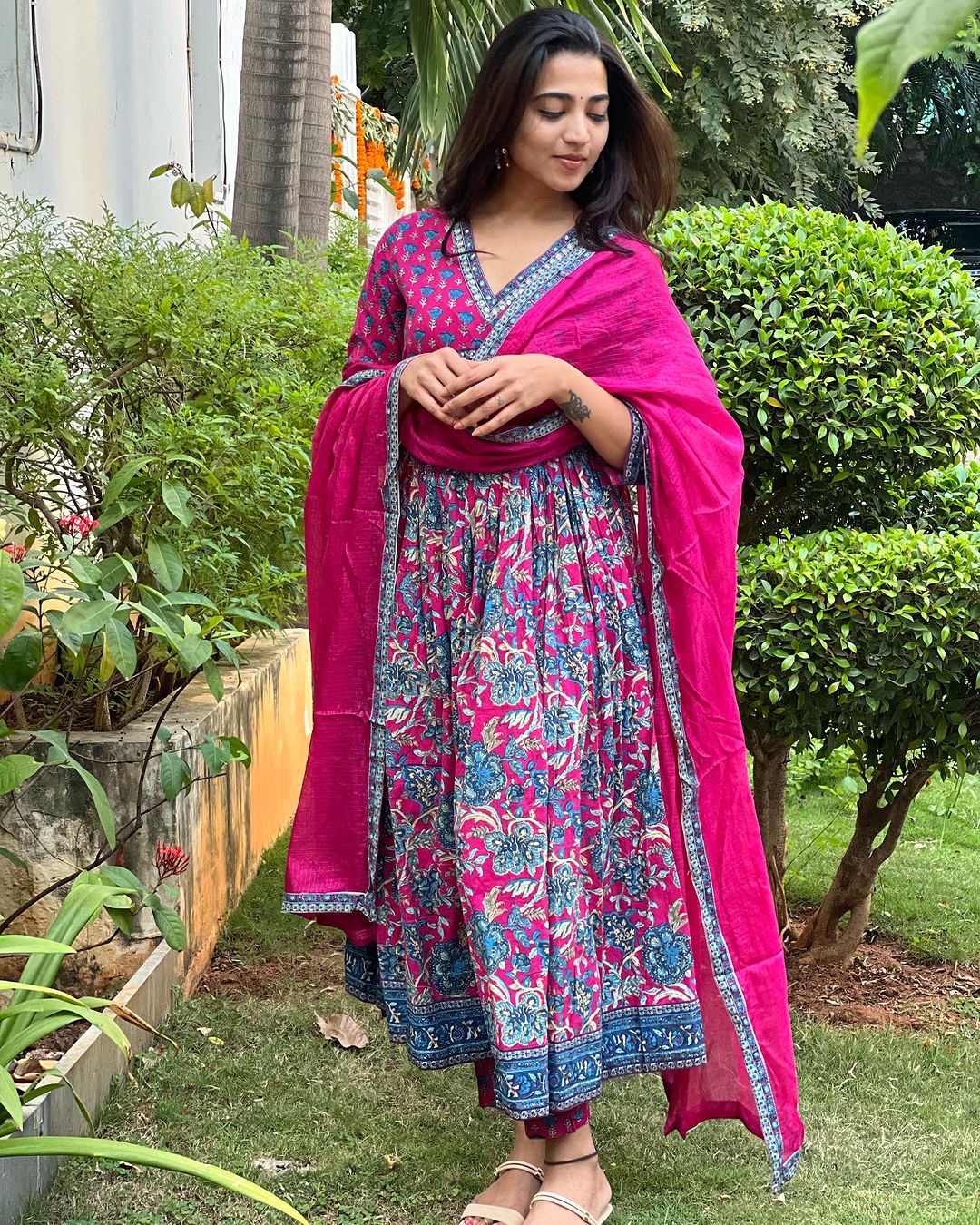 Malar – Fuchsia Pink Handblock Print Cotton Alia-Cut Suit Set