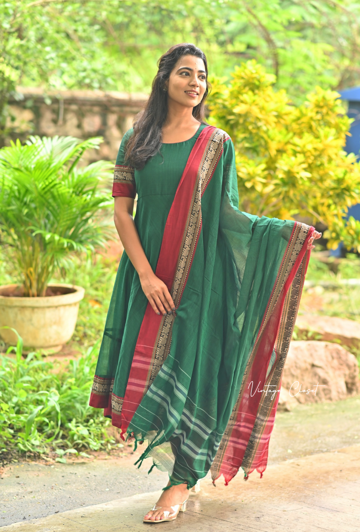 Arti – Bottle Green Narayanpet Anarkali with Maroon Dupatta