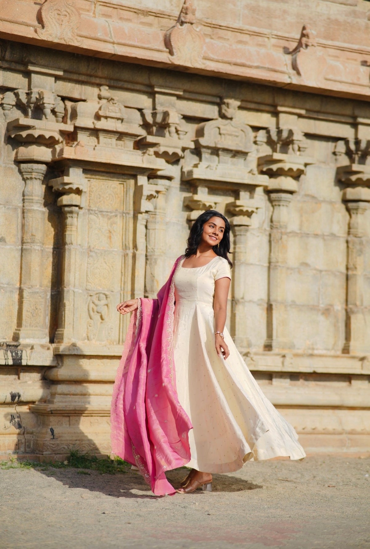 Reji – Cream Tissue Silk Anarkali with Onion Pink Dupatta