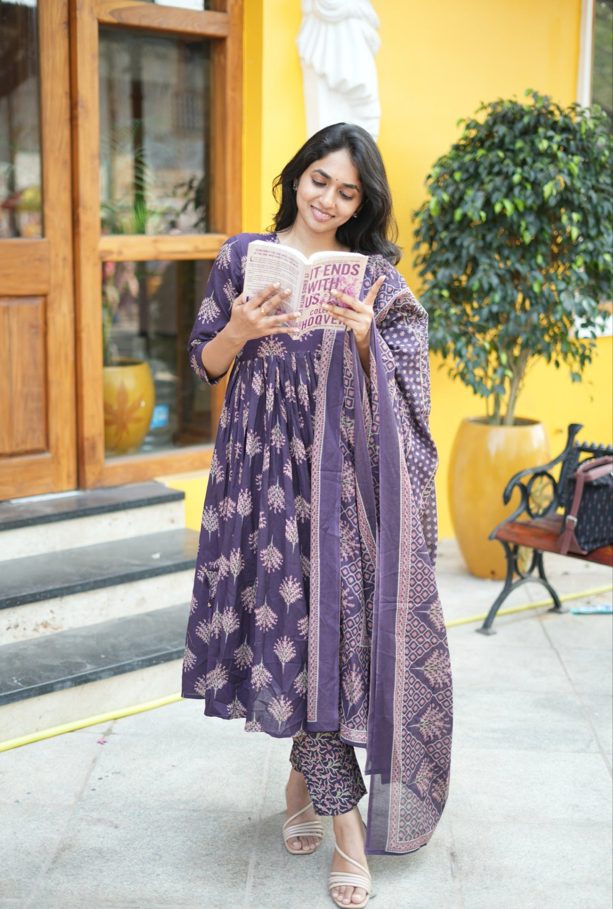 Kanmani – Violet Floral Mul Cotton Straight Kurta Set