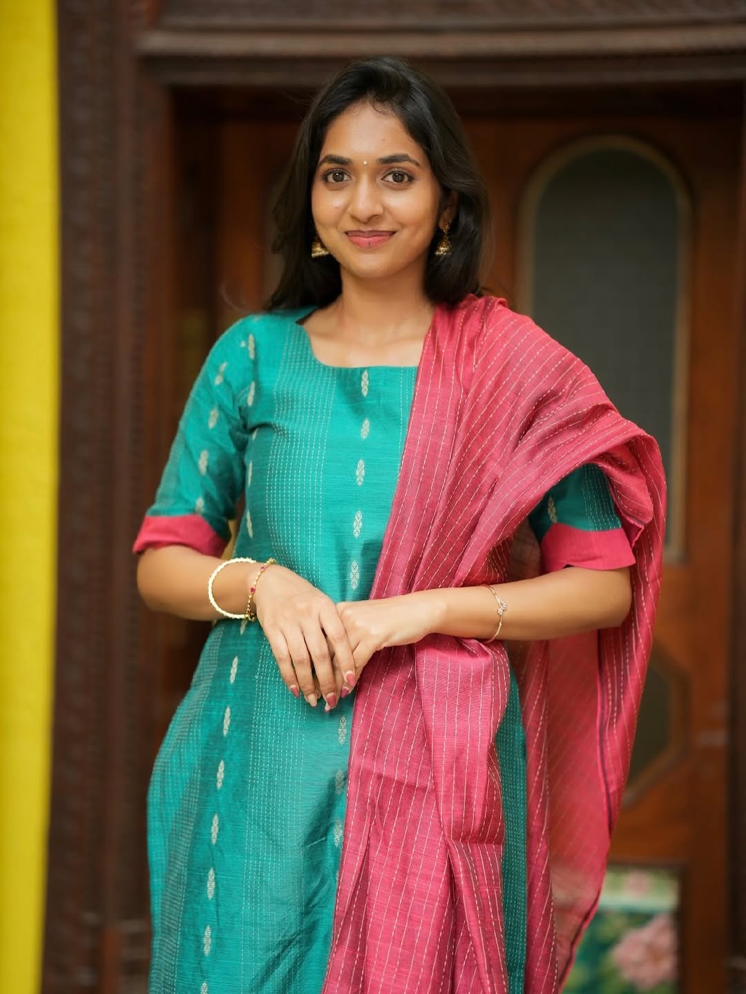 PRAGYA-Teal