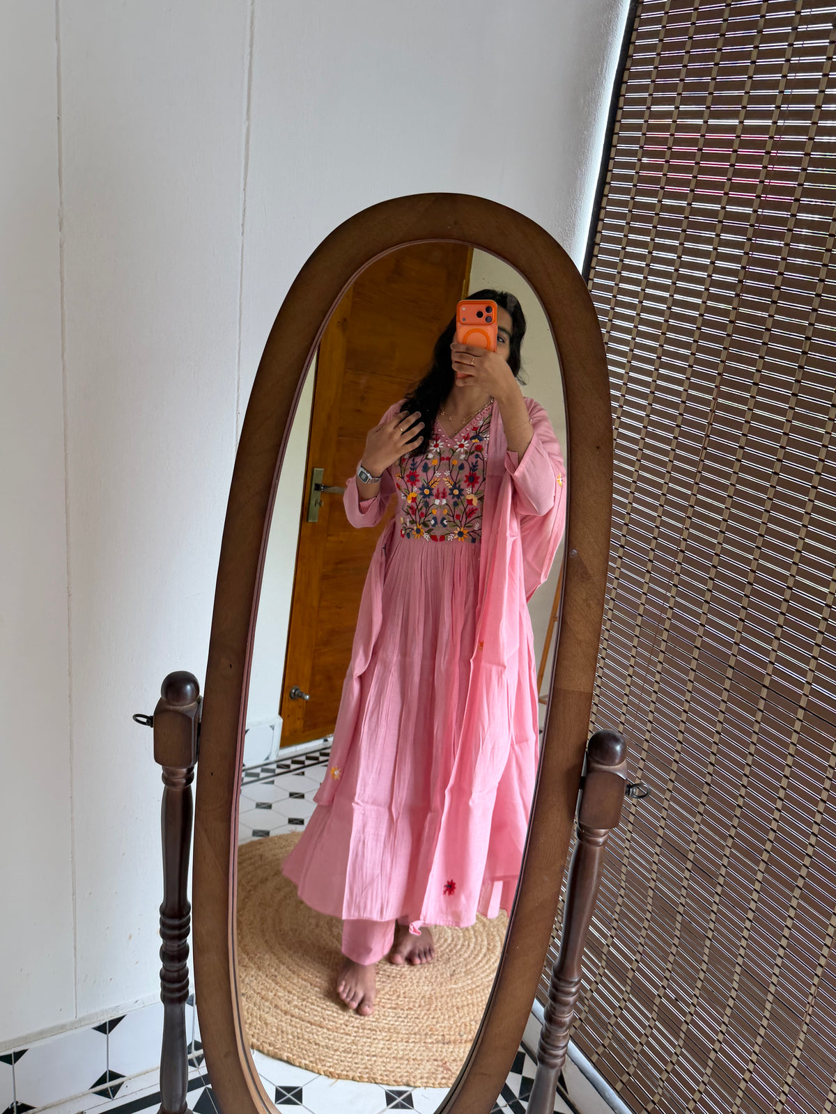 THANVI -  Floral embroidered Anarkali  -(VC1042)