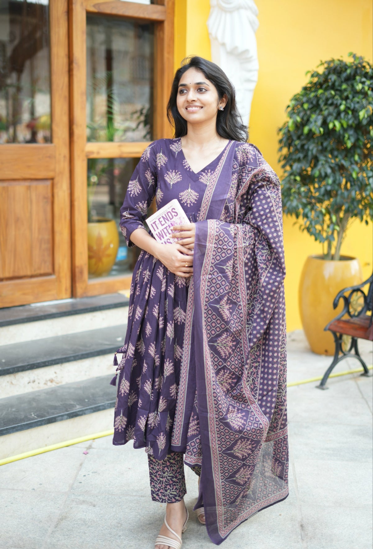 Kanmani – Violet Floral Mul Cotton Straight Kurta Set