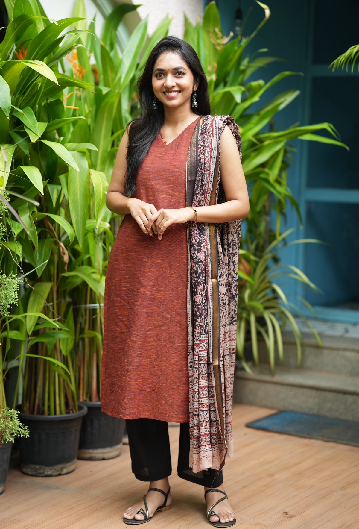 Revathy-IV  (Brown+Kalamkari)