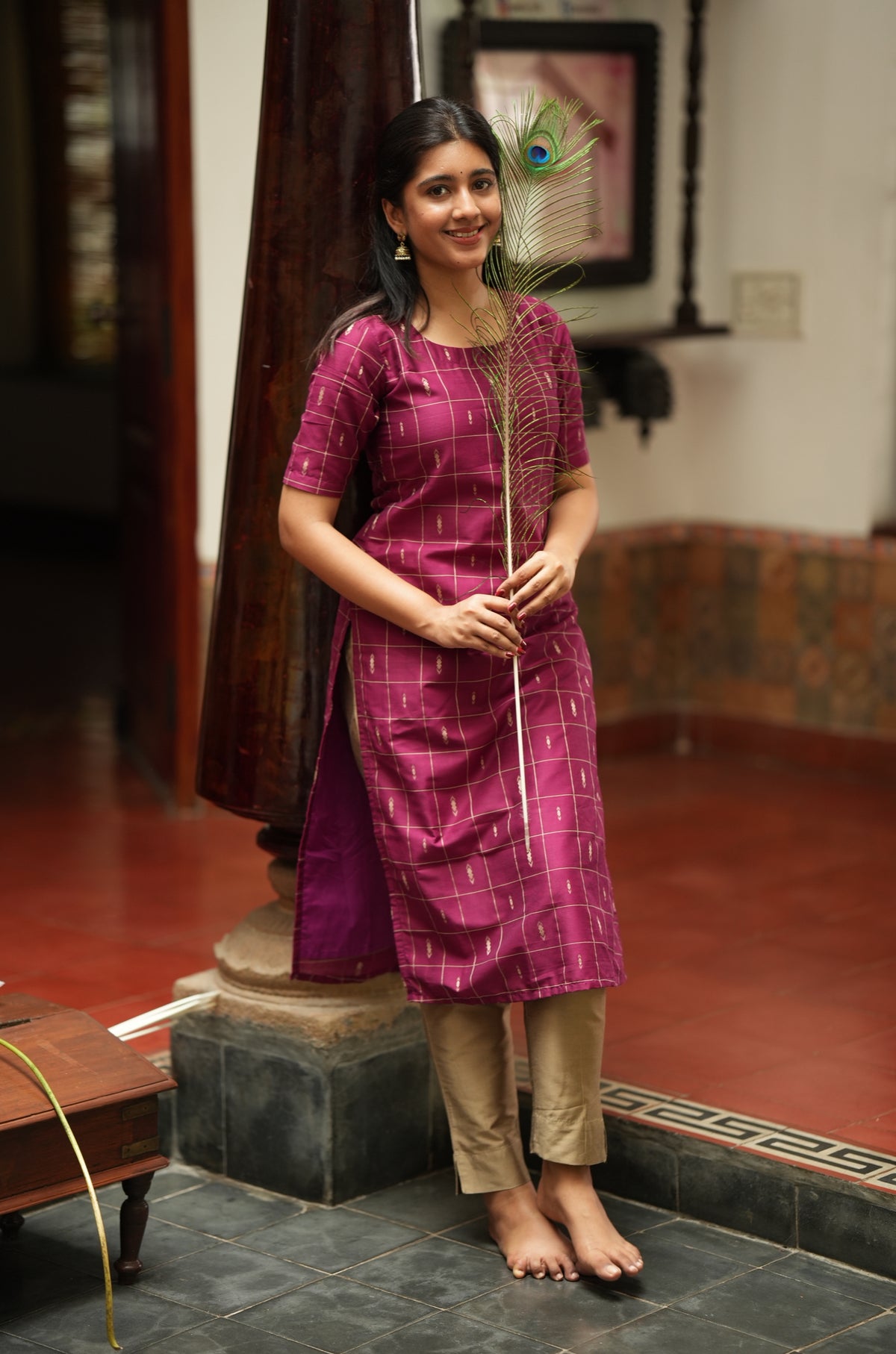 Iniya-Pink
