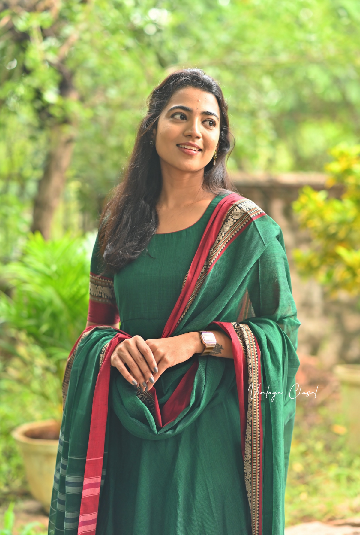 Arti – Bottle Green Narayanpet Anarkali with Maroon Dupatta