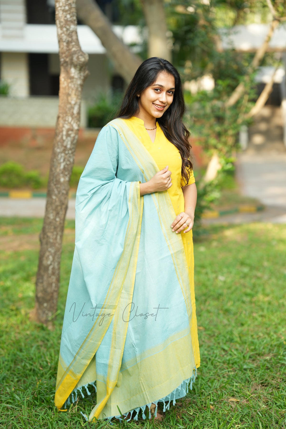 Sarika-Yellove