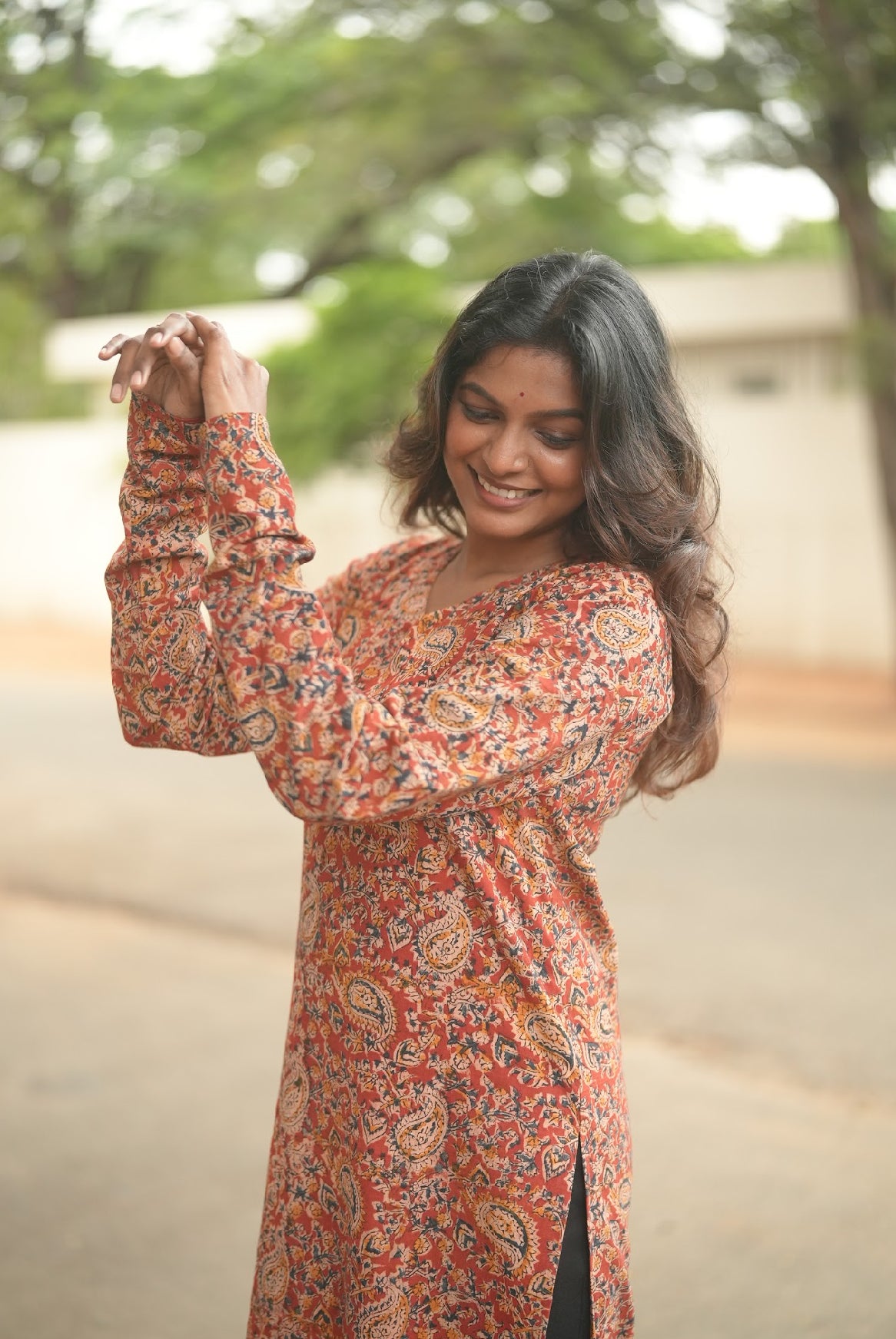 Pallavi-Kalamkari(V neck)