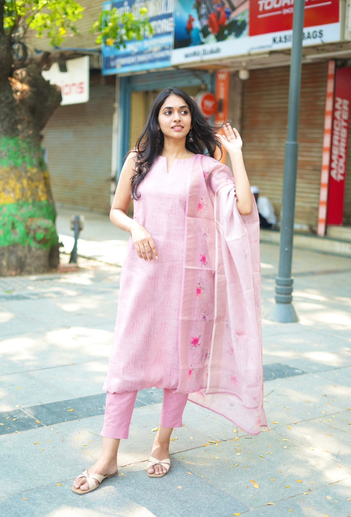 SHREYA-Tissue pink