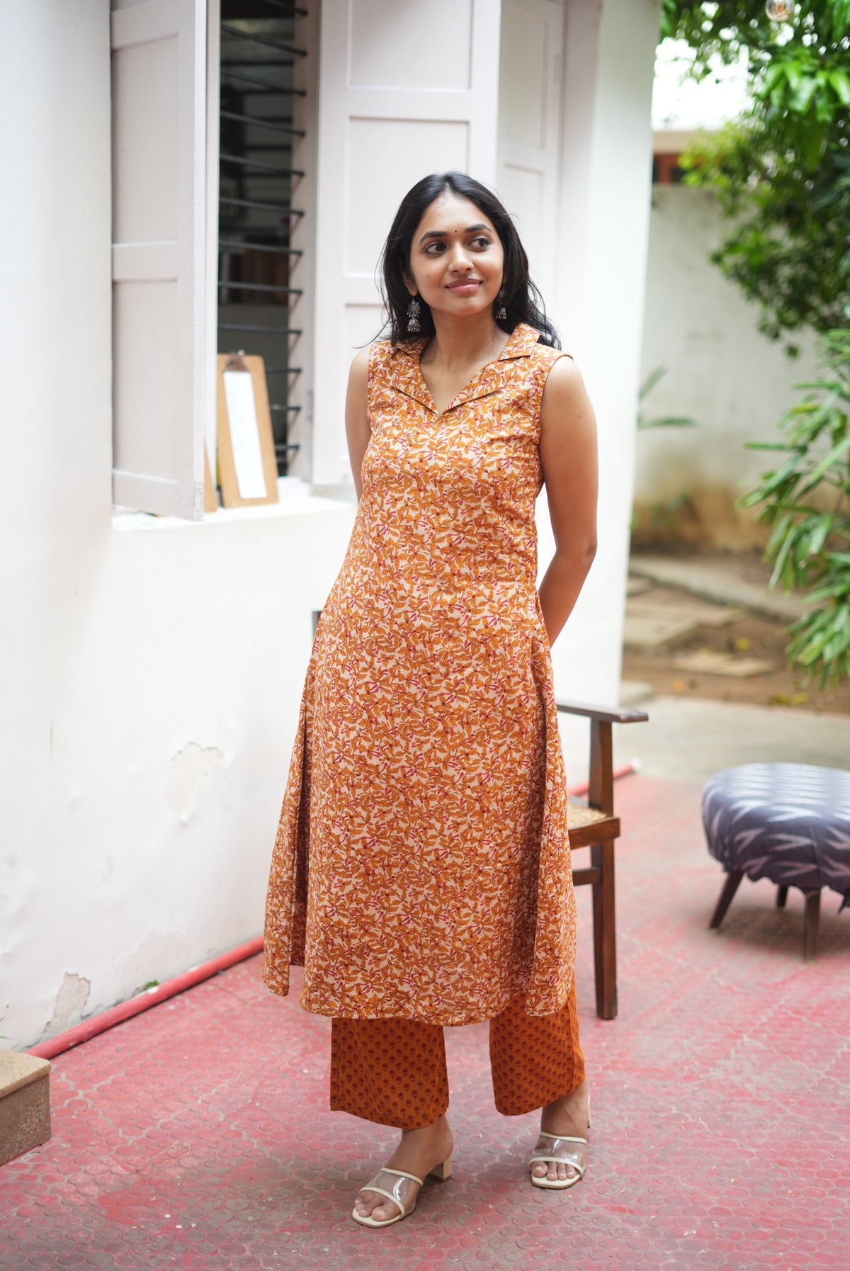 Shenba – Floral Modal Silk Sleeveless Suit Set