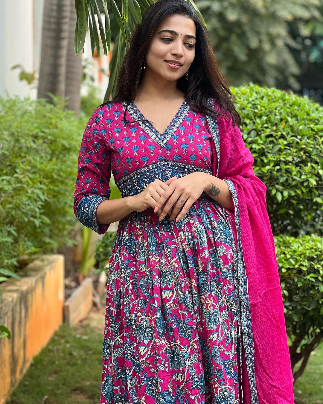 Malar – Fuchsia Pink Handblock Print Cotton Alia-Cut Suit Set