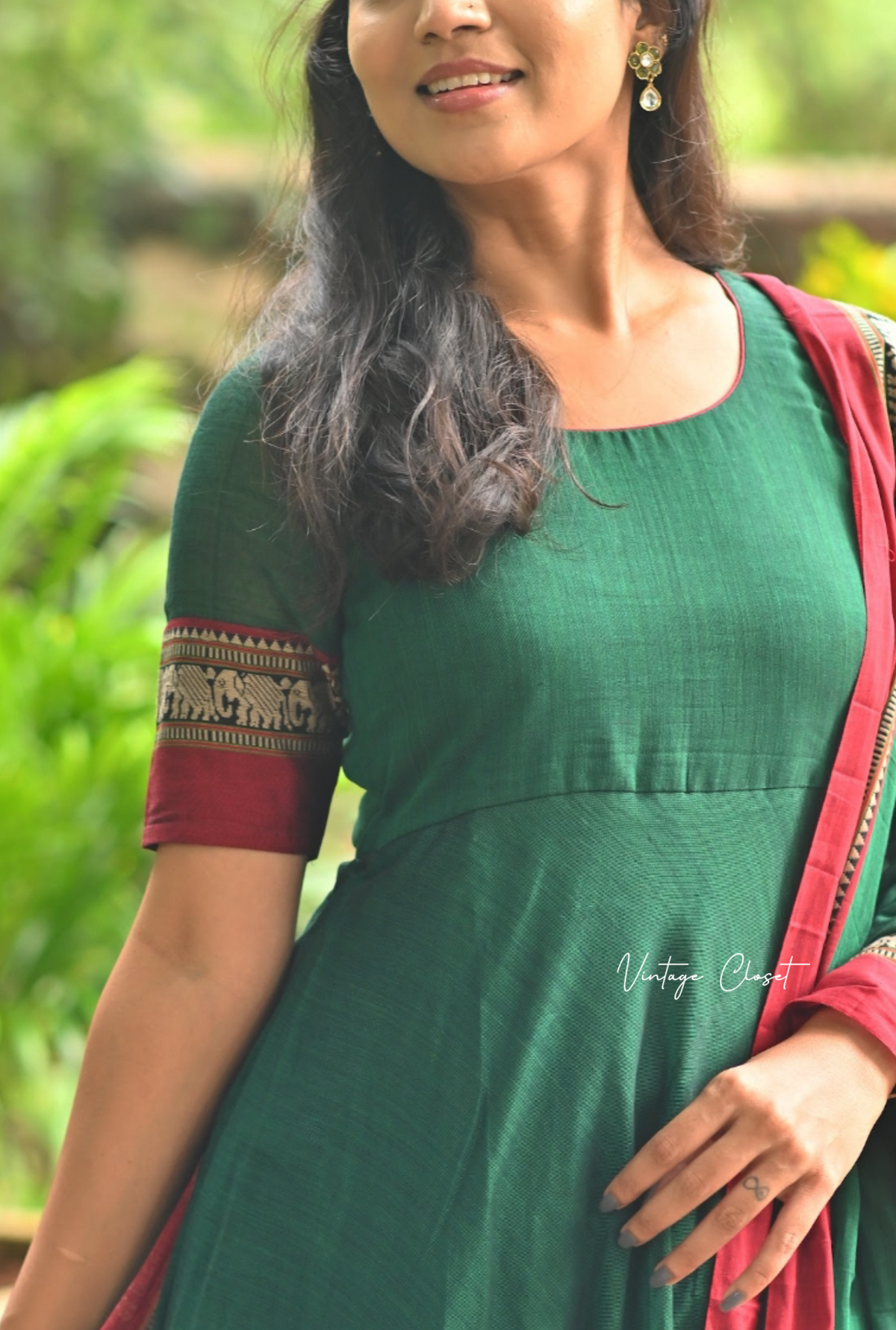 Arti – Bottle Green Narayanpet Anarkali with Maroon Dupatta