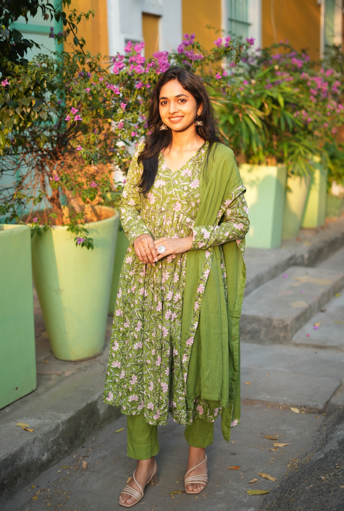 Yasmin – Handblock Print Mul Cotton Alia-Cut Suit Set