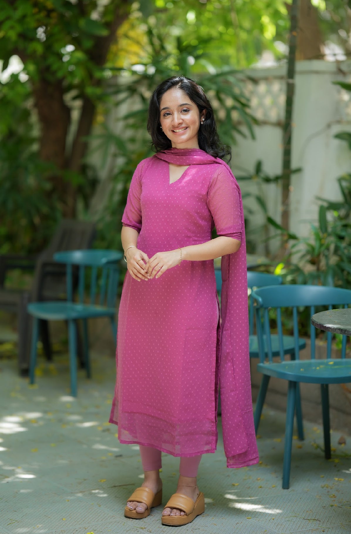 Akshara-Pink