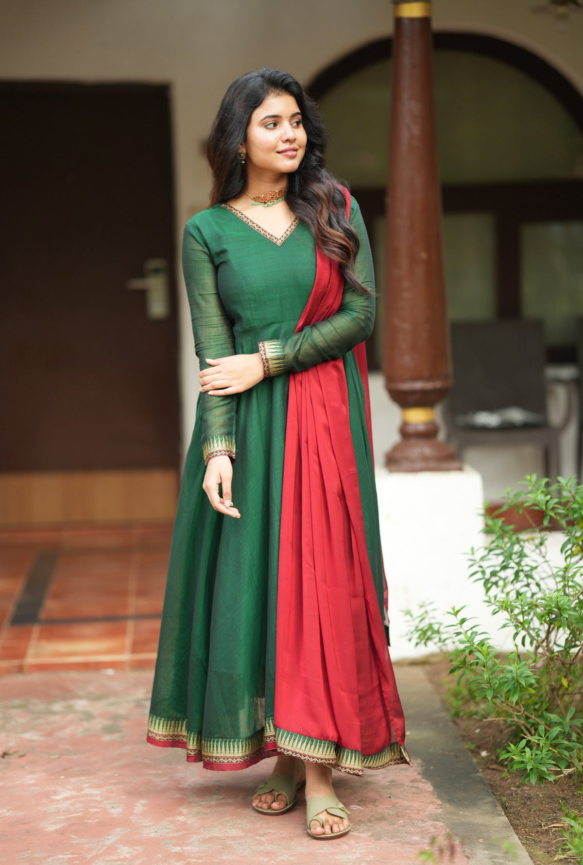 Akila – Green Narayanpet Anarkali with Red Dupatta