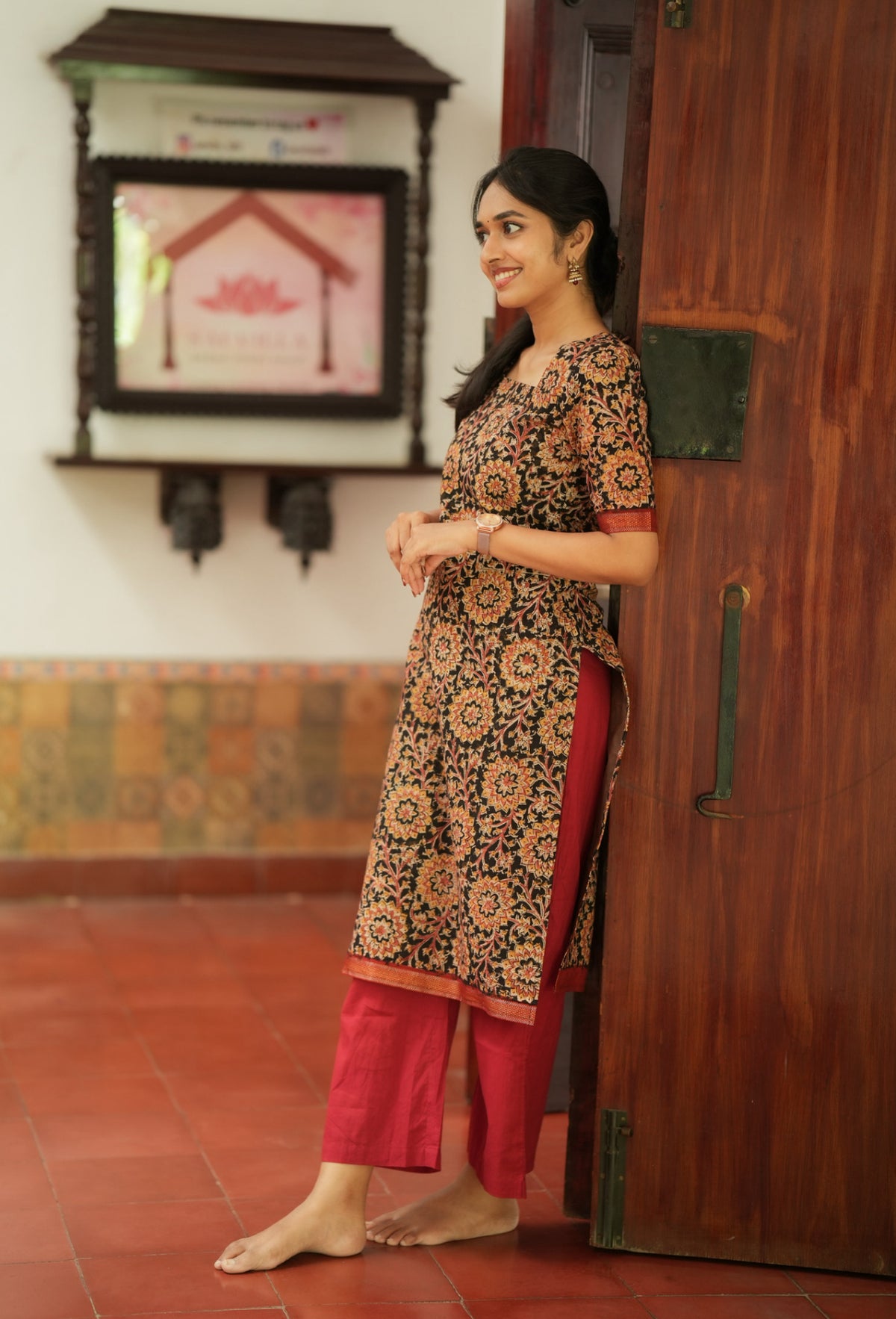 Kamini-Black(Kurti)