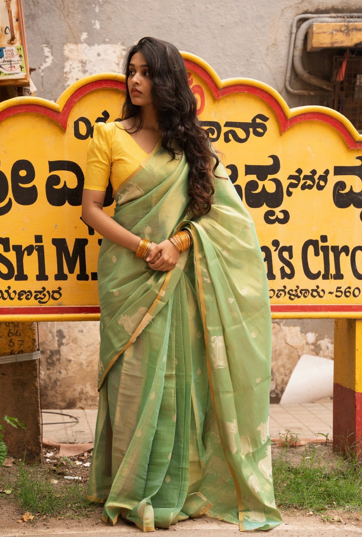 Kannagi-linen tissue saree(pichwai)