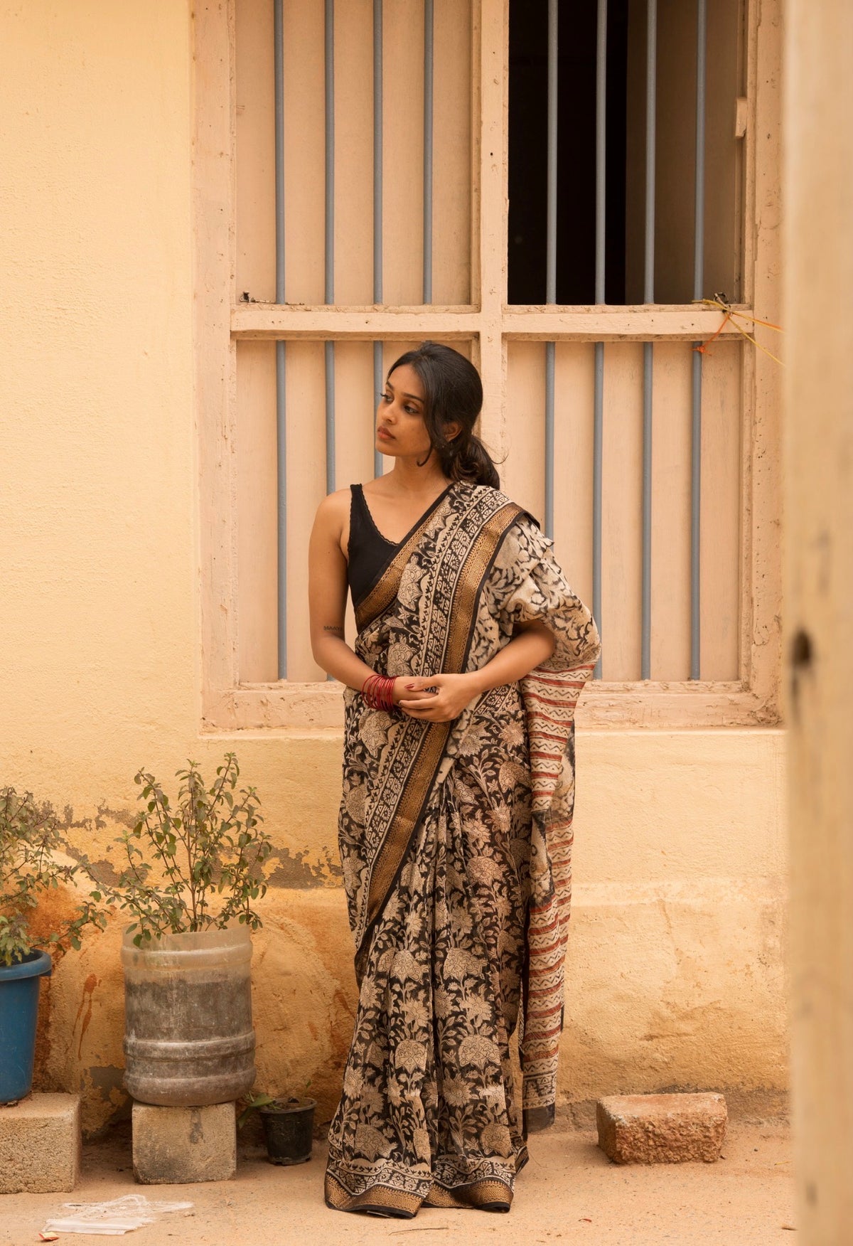 Tripti -Maheshwari silk Bagru saree(Black)