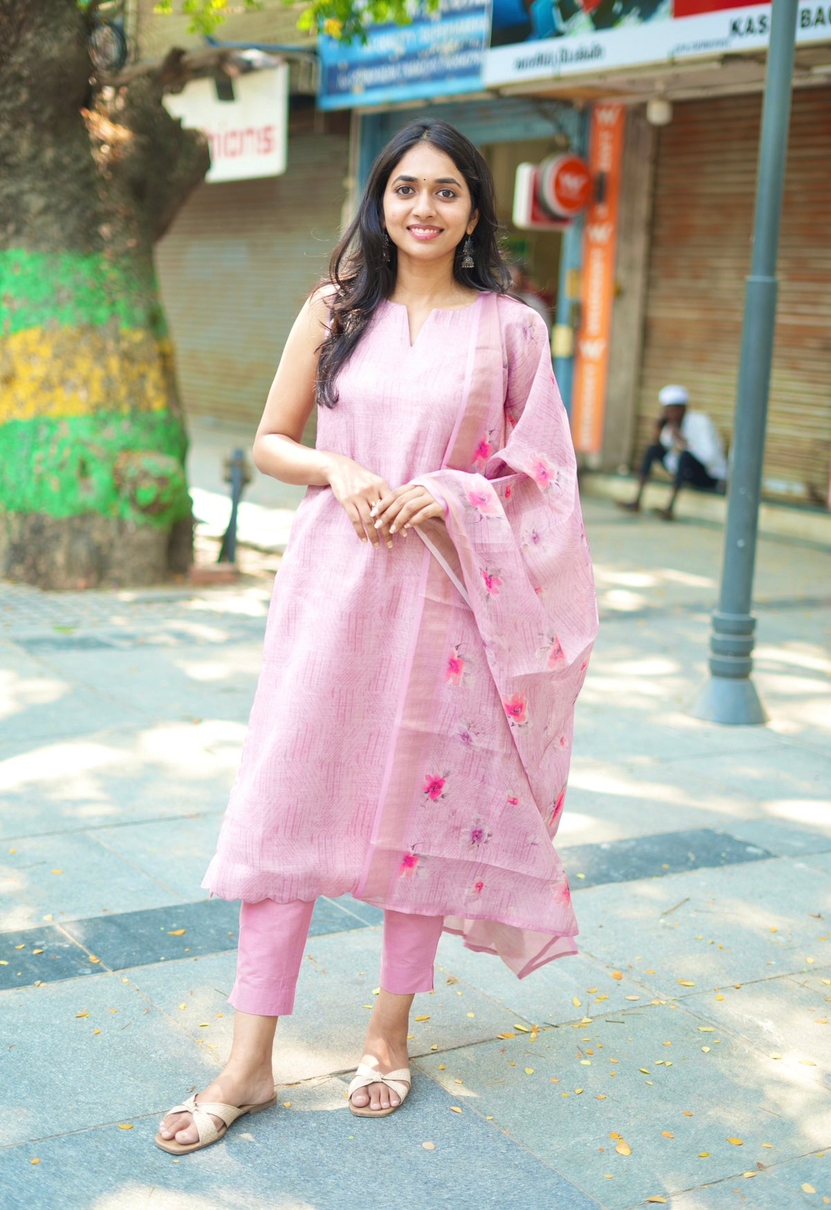 SHREYA-Tissue pink