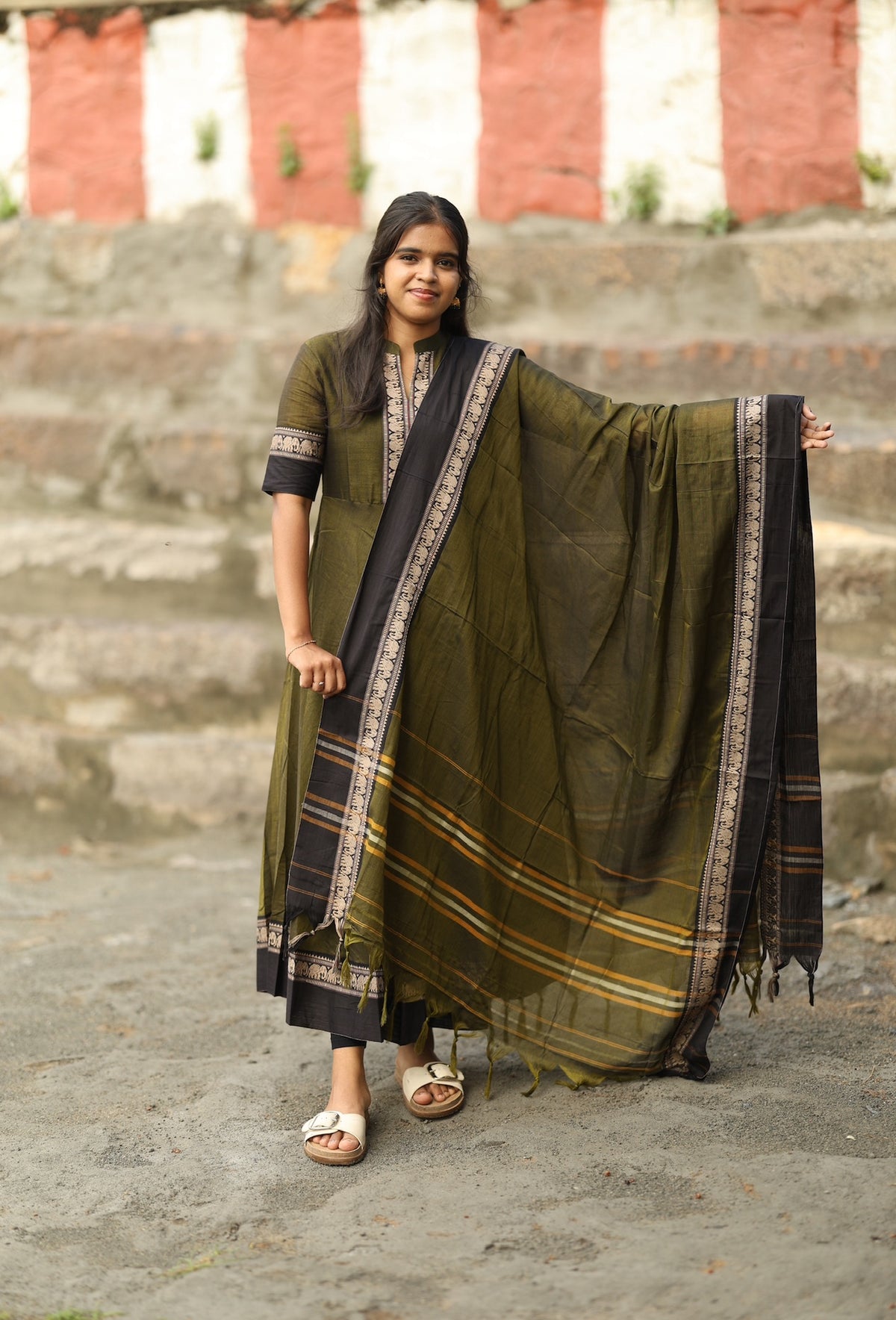 Arti – Sage Narayanpet Anarkali with Black Dupatta