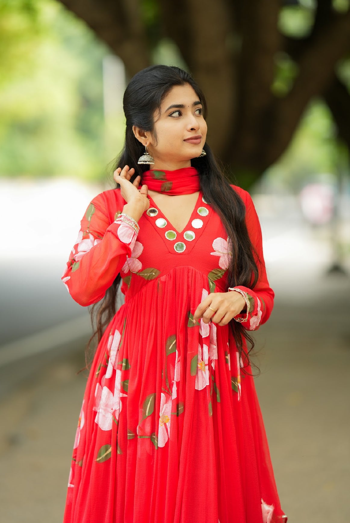 Tamara – Red Hand-Painted Chiffon Alia-Cut Suit