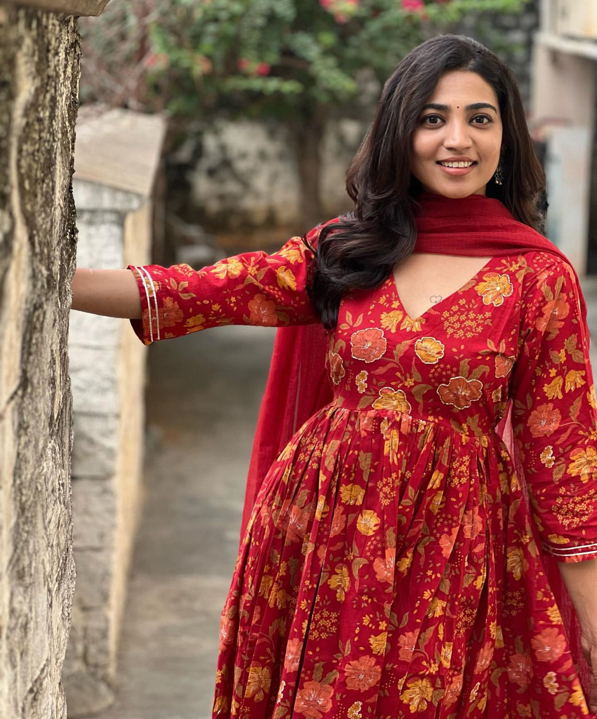 Kanmani floral kurta with handwork detailing