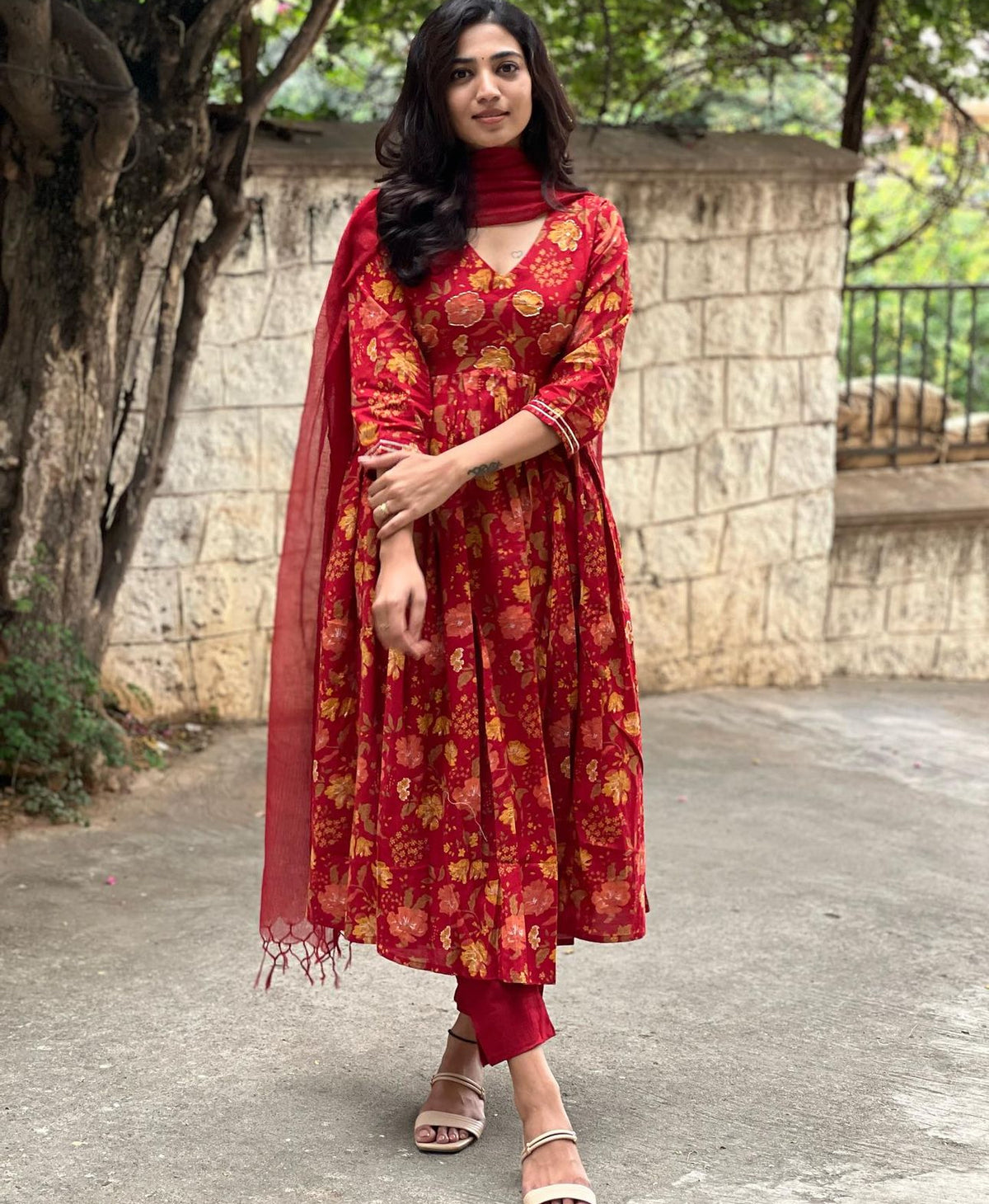 Red floral kurta set with Kota dupatta for women