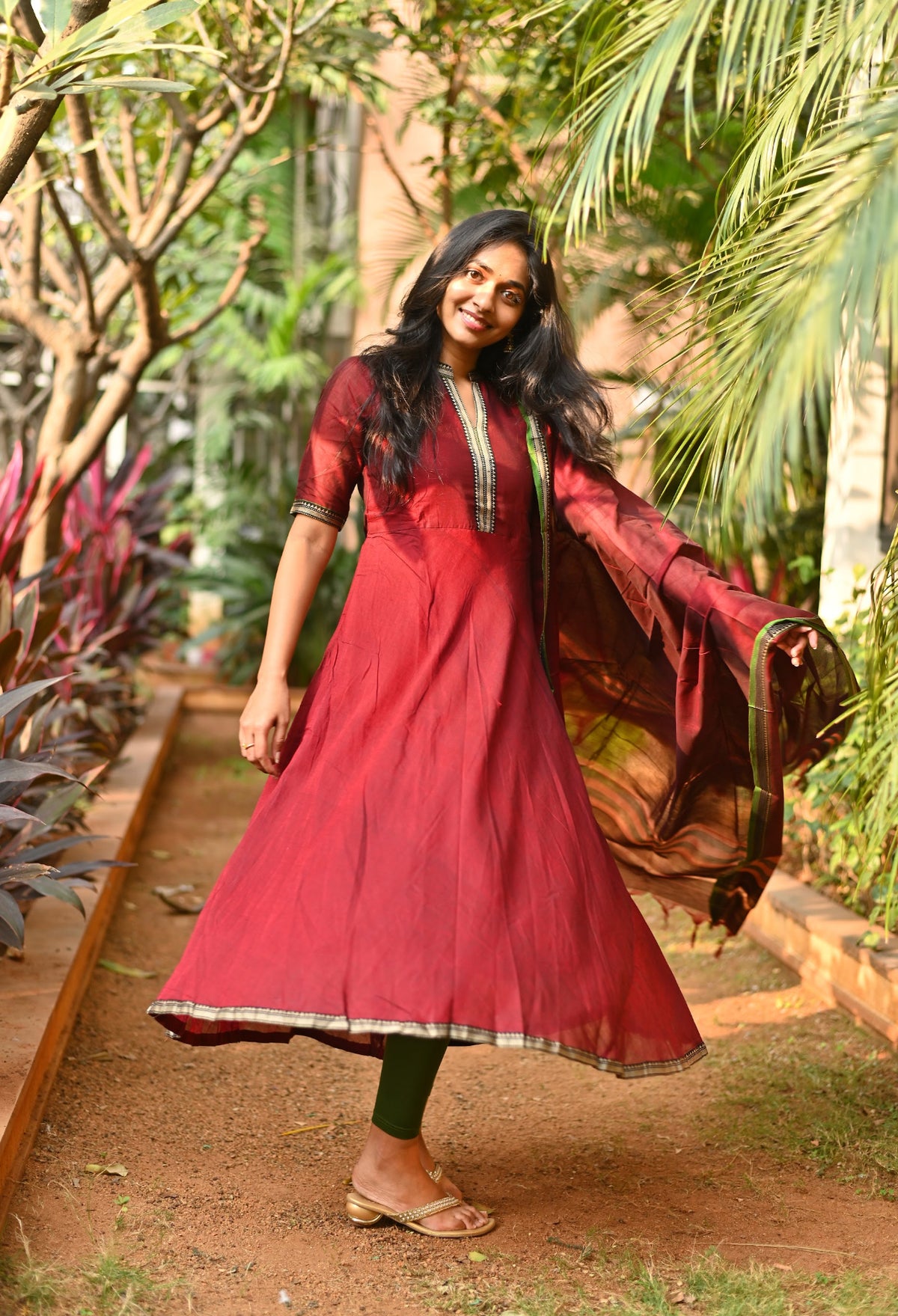 Padmini – Red Narayanpet Anarkali & Dupatta Set