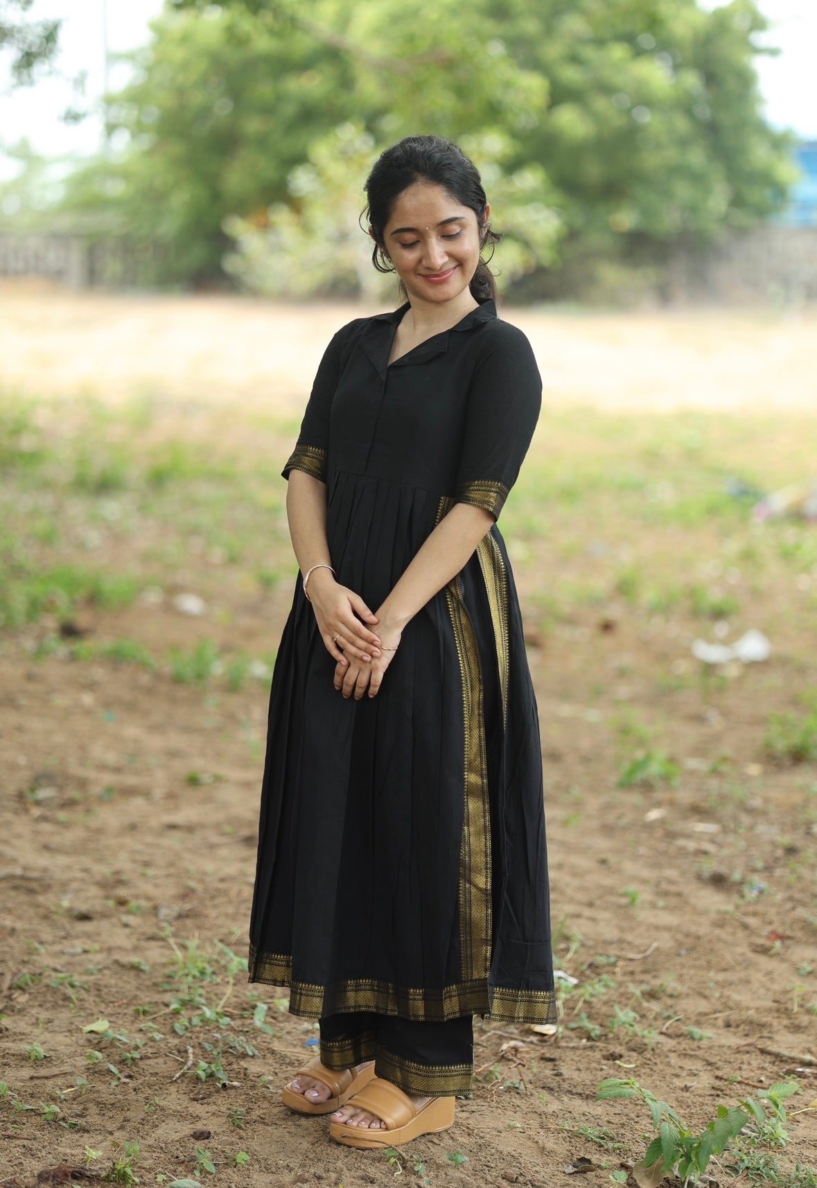 SUBATHRA-Black