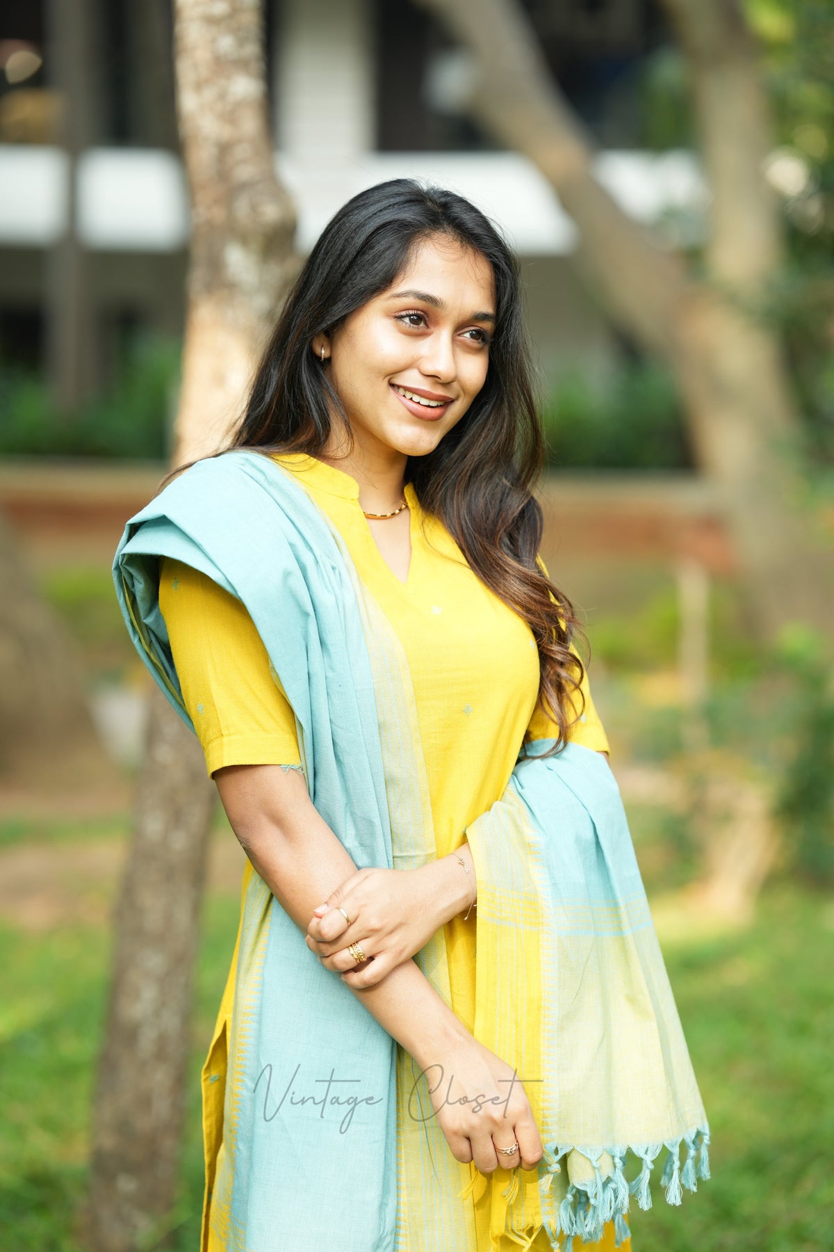Sarika-Yellove
