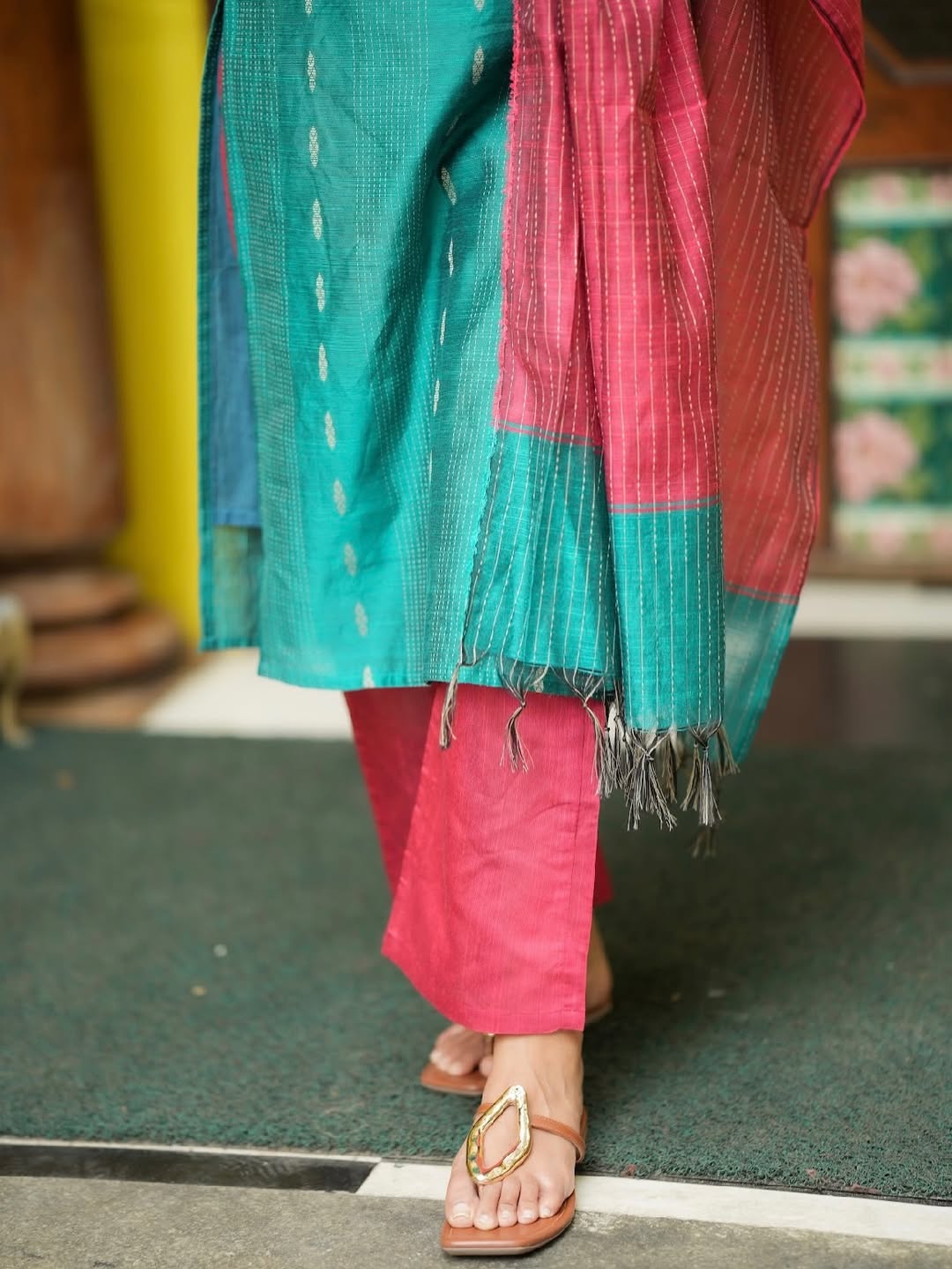 PRAGYA-Teal