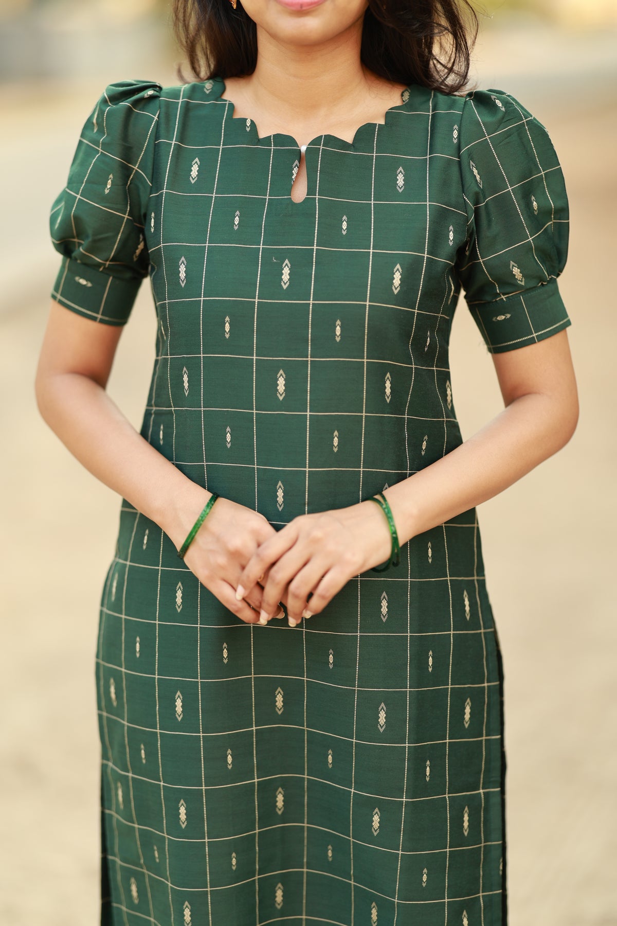 Iniya-Emerald