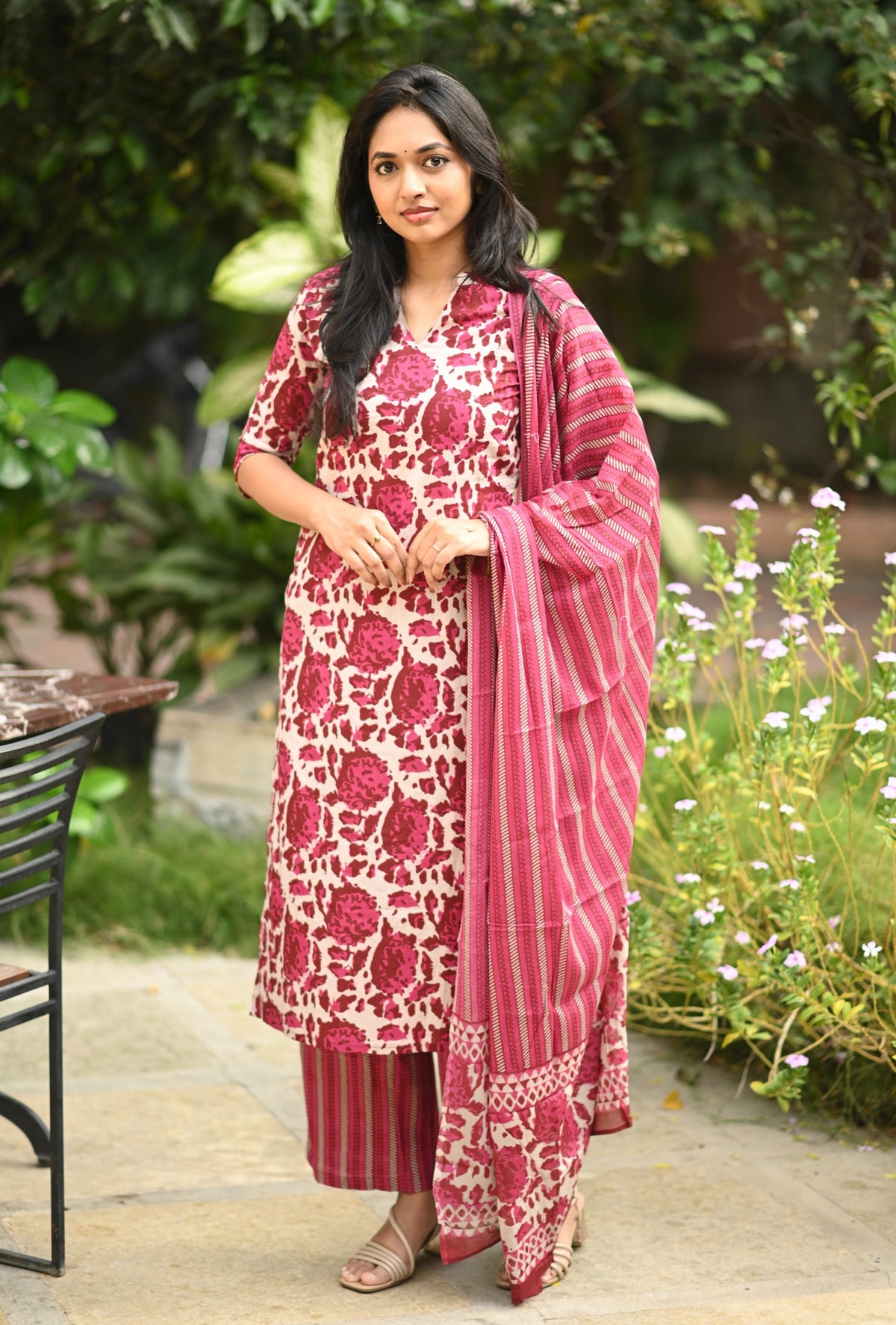 Kanaga – Rani Pink Organic Cotton Straight Suit Set