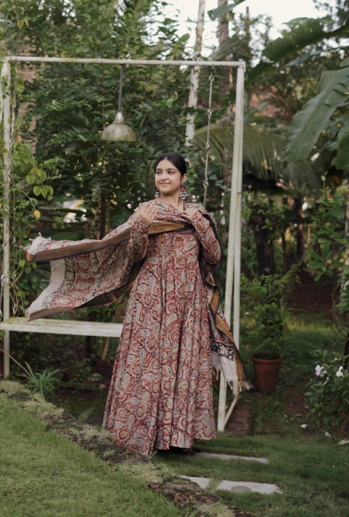 Yamini-Red kalamkari