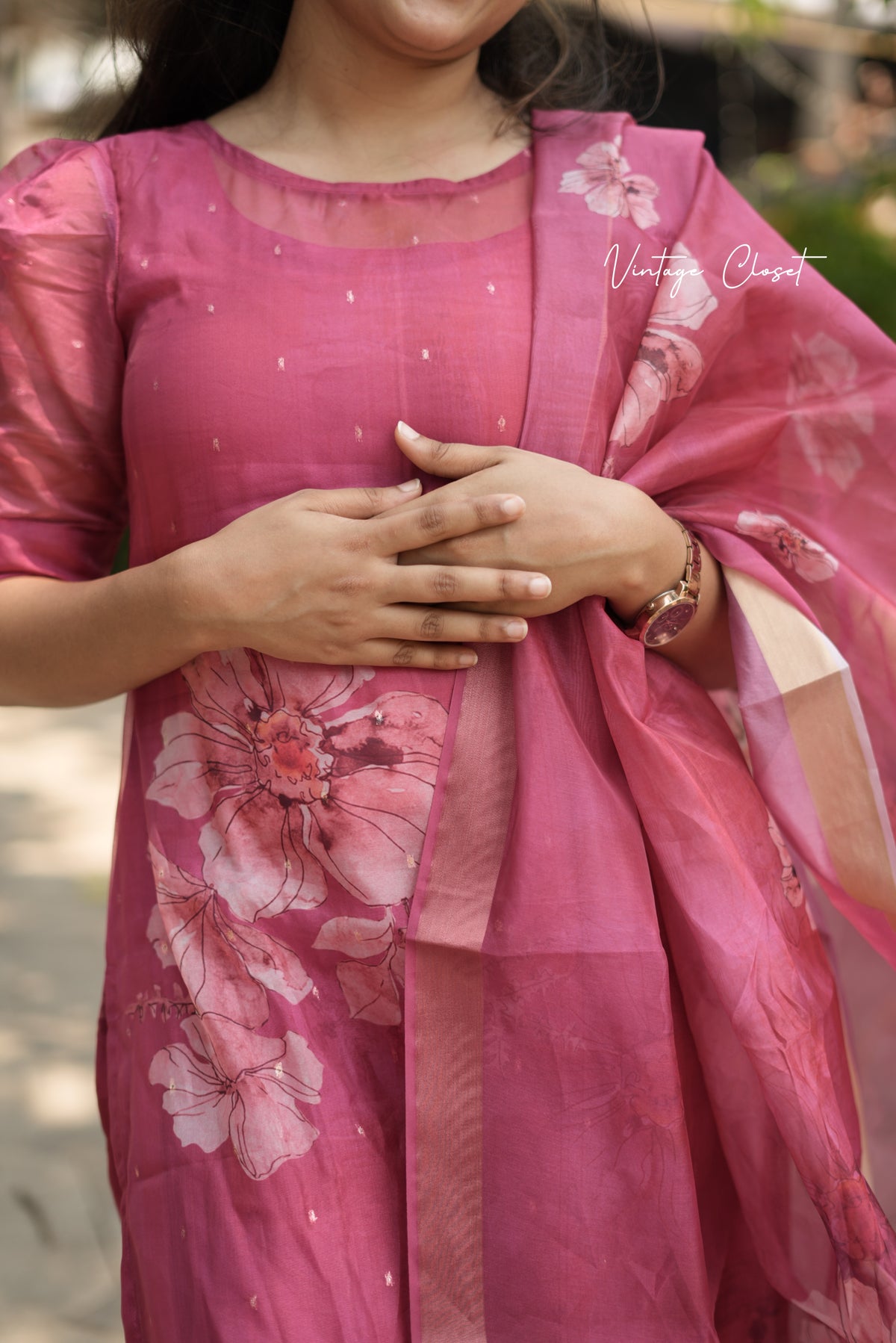 Moshika Pink