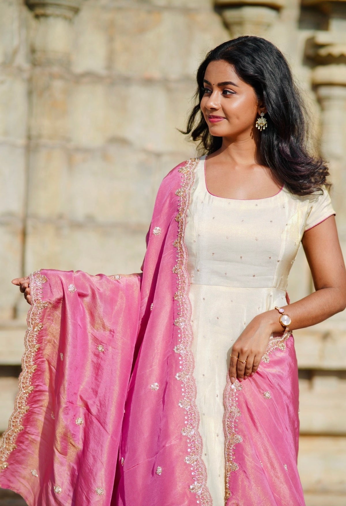 Reji – Cream Tissue Silk Anarkali with Onion Pink Dupatta