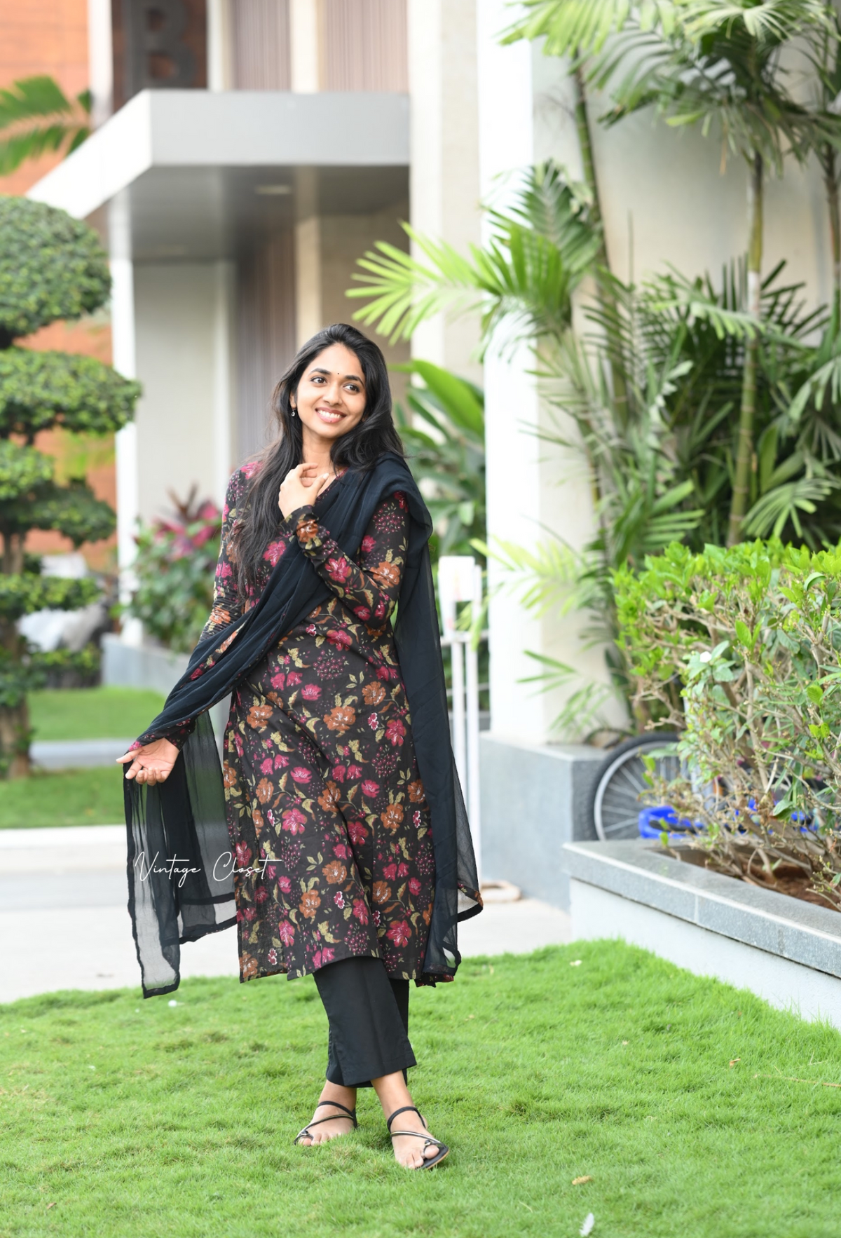 ANAGHA-Floral