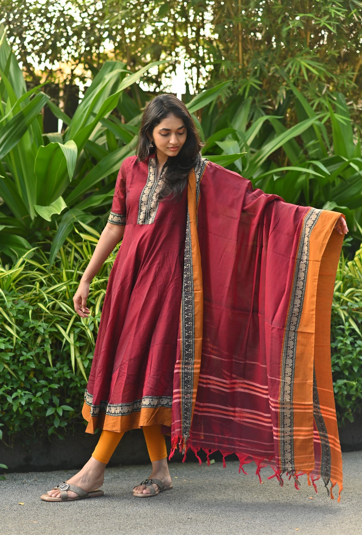Arti – Maroon Narayanpet Handloom Anarkali Suit