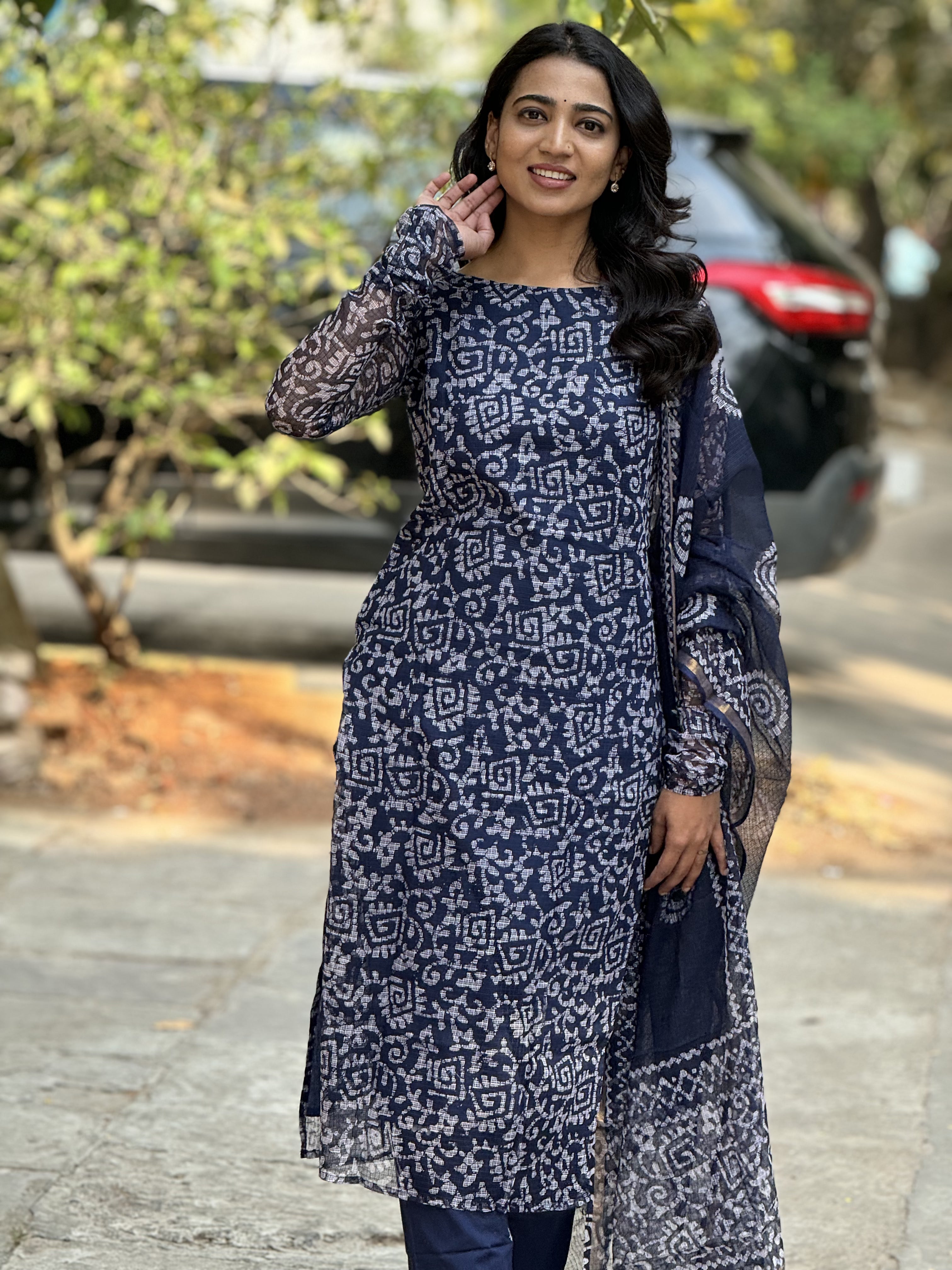 HEMANIKA BLUE