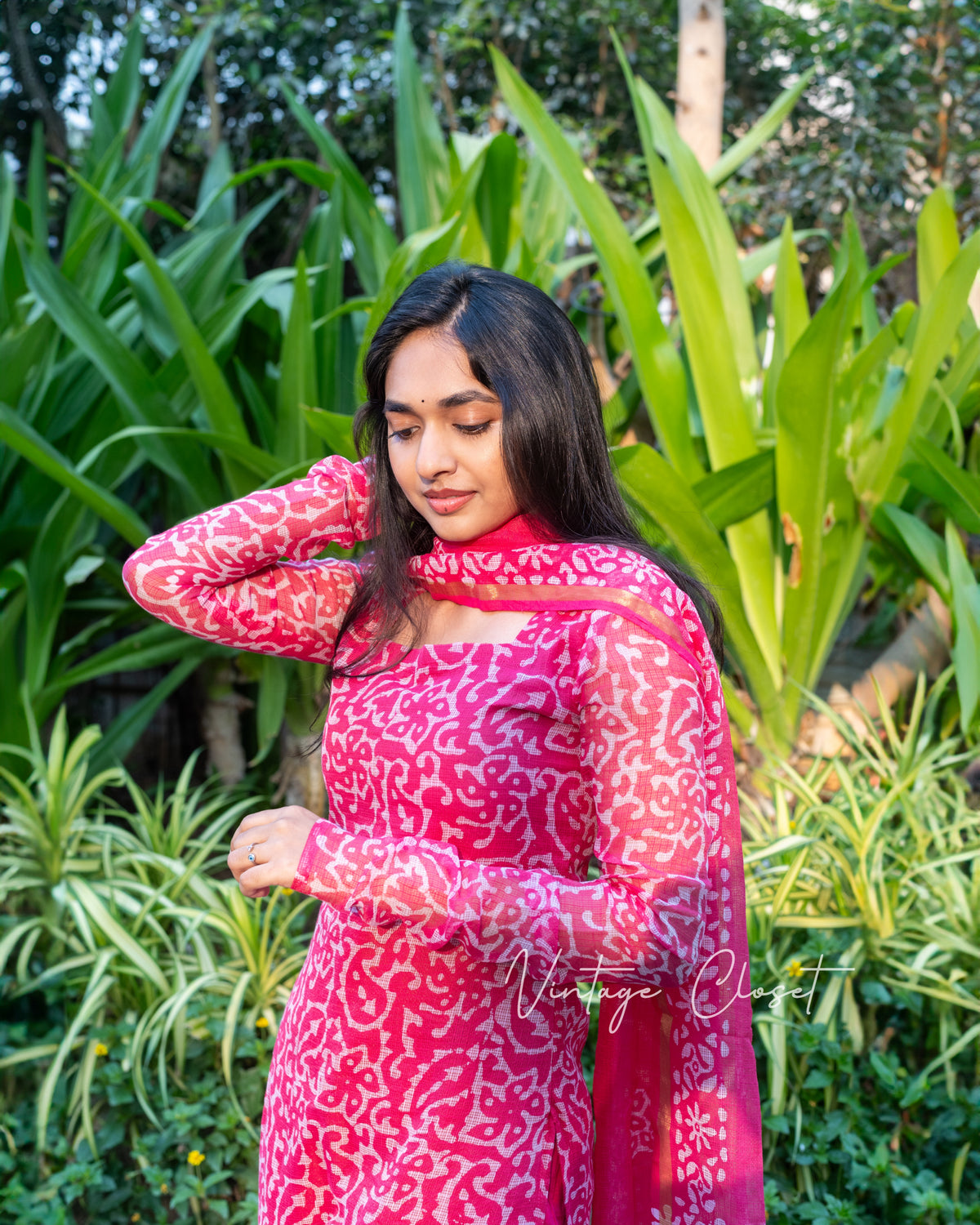 HEMANIKA PINK