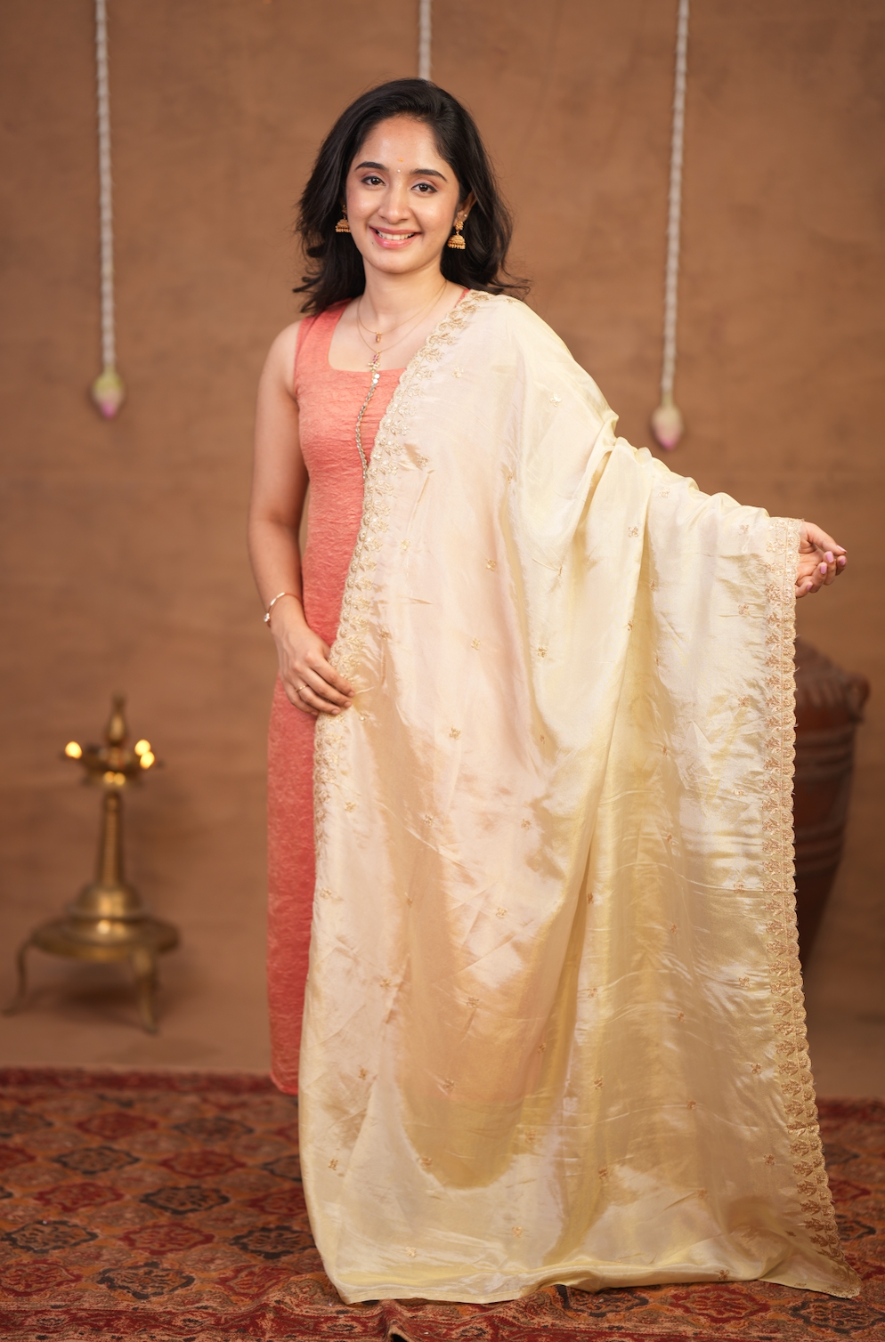Bhairavi – Peach & White Crushed Space Silk Kurti with Dupatta
