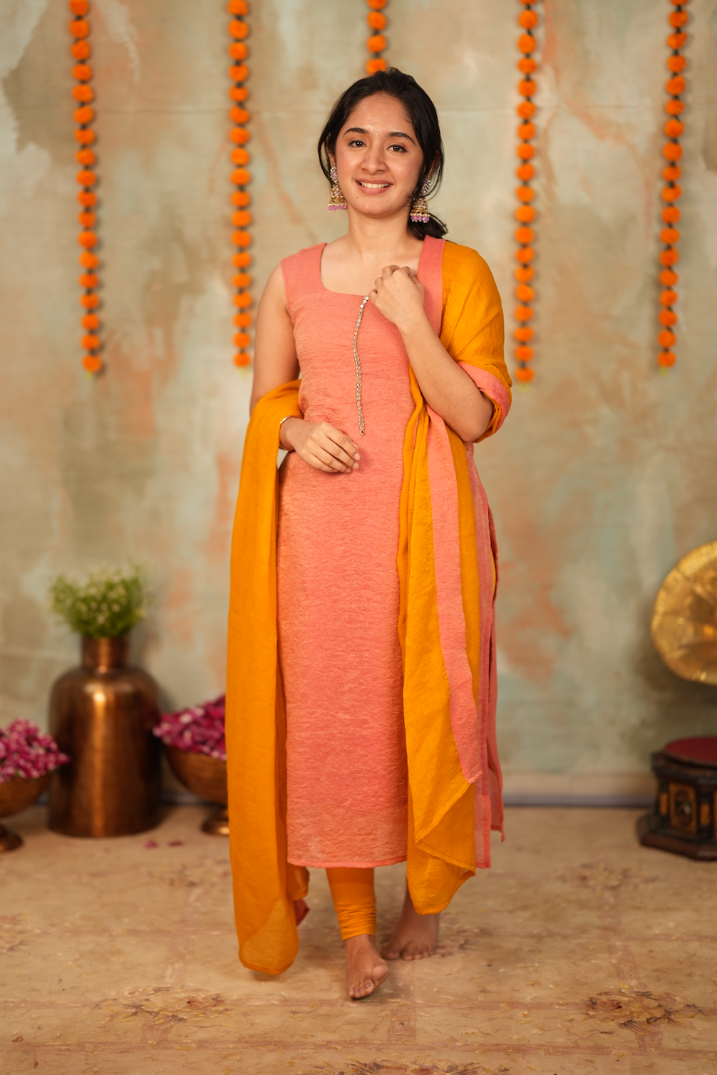 Bhargavee – Peach Crushed Space Silk Kurti with Dupatta