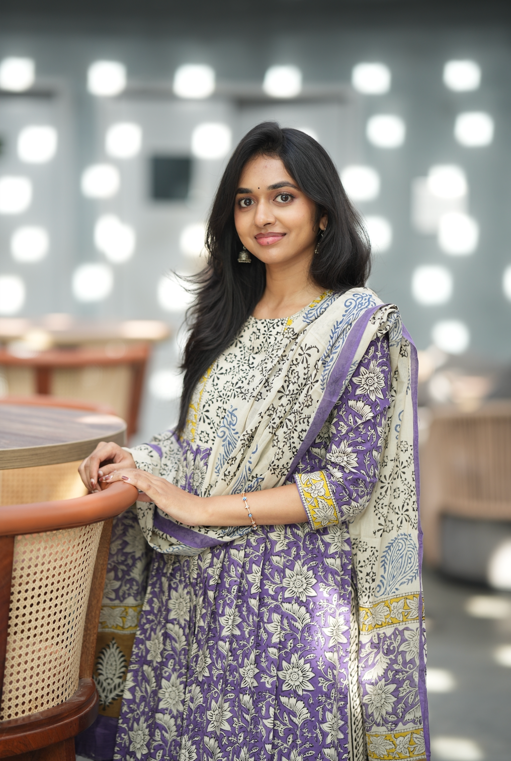 Akshaya-violet