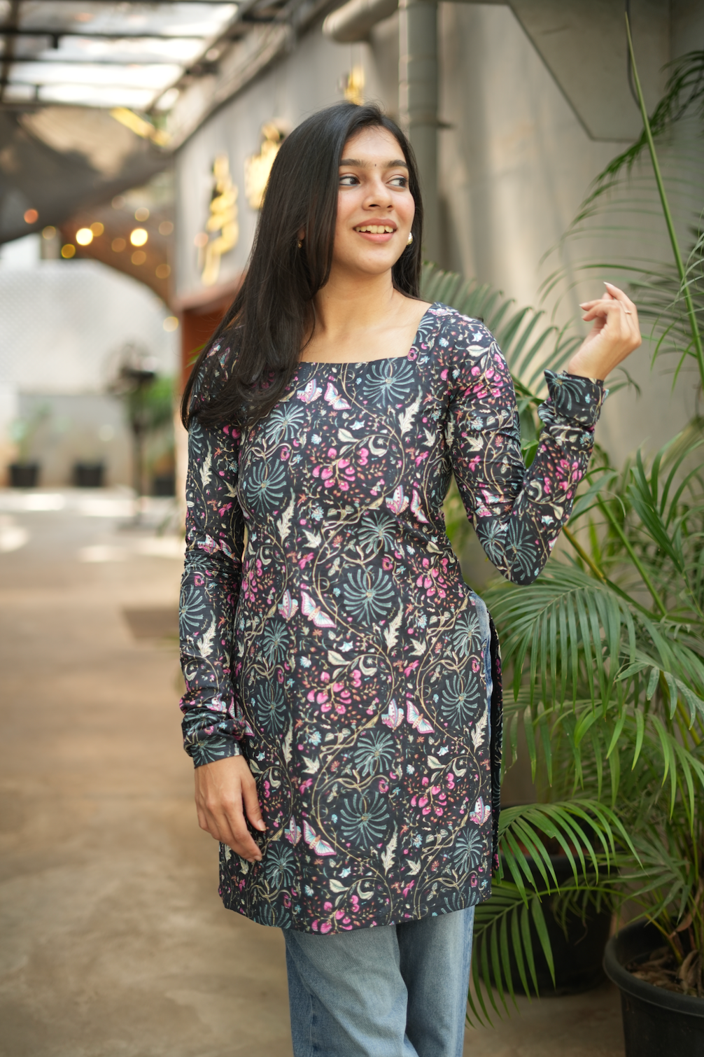 Megha-short Kurti I(black)