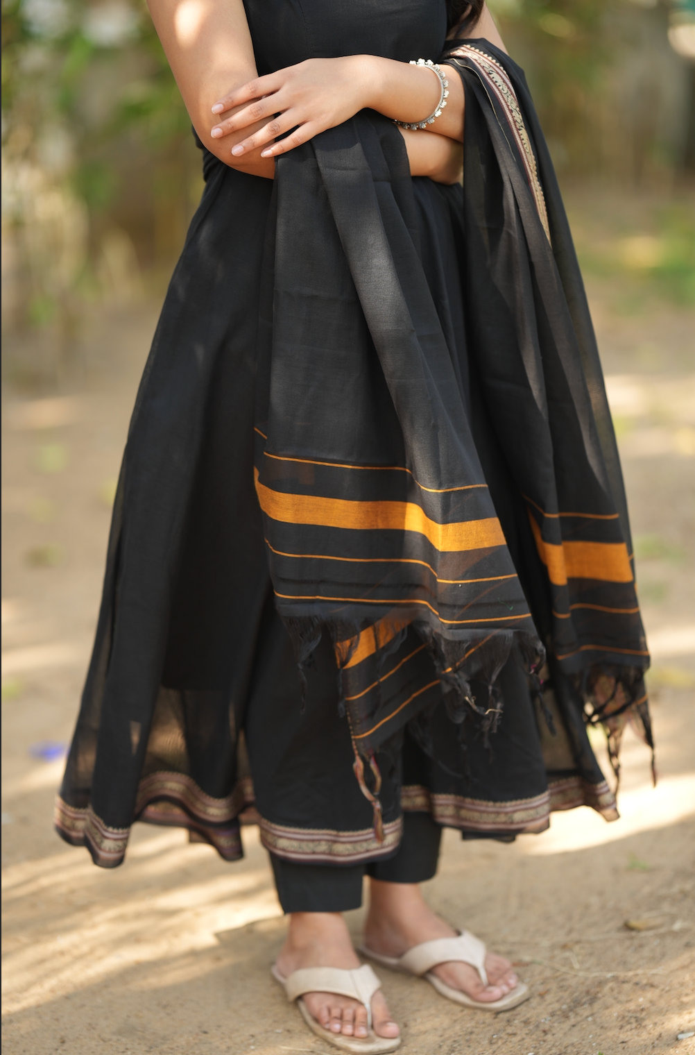 Bindhu – Black Narayanpet Handloom Anarkali Suit