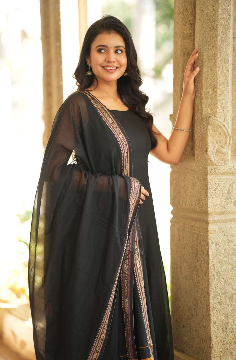 Bindhu – Black Narayanpet Handloom Anarkali Suit